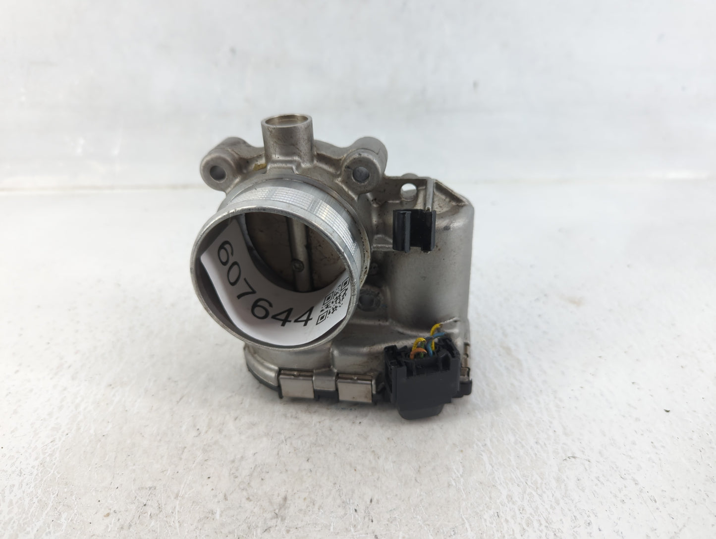 2013-2015 Jaguar Xf Throttle Body P/N:AG9E-9F991-AA Fits Fits 2013 2014 2015 2017 OEM Used Auto Parts - Oemusedautoparts1.co