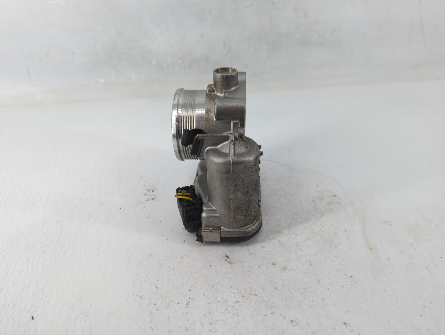 2013-2015 Jaguar Xf Throttle Body P/N:AG9E-9F991-AA Fits Fits 2013 2014 2015 2017 OEM Used Auto Parts - Oemusedautoparts1.co