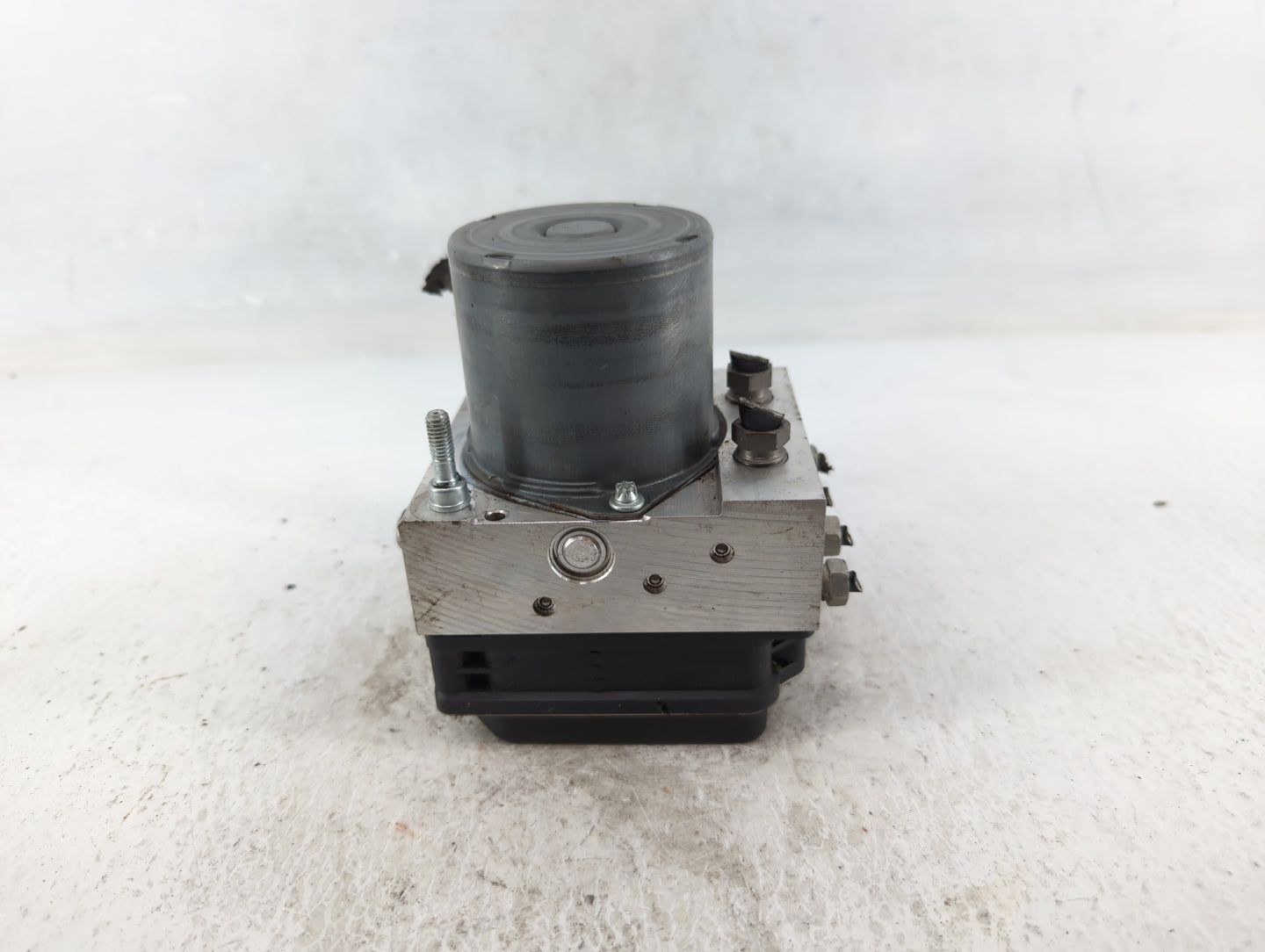 2013 Jaguar Xf ABS Pump Control Module Replacement P/N:0 265 236 485 DX23-2C405-BE Fits OEM Used Auto Parts - Oemusedautopar
