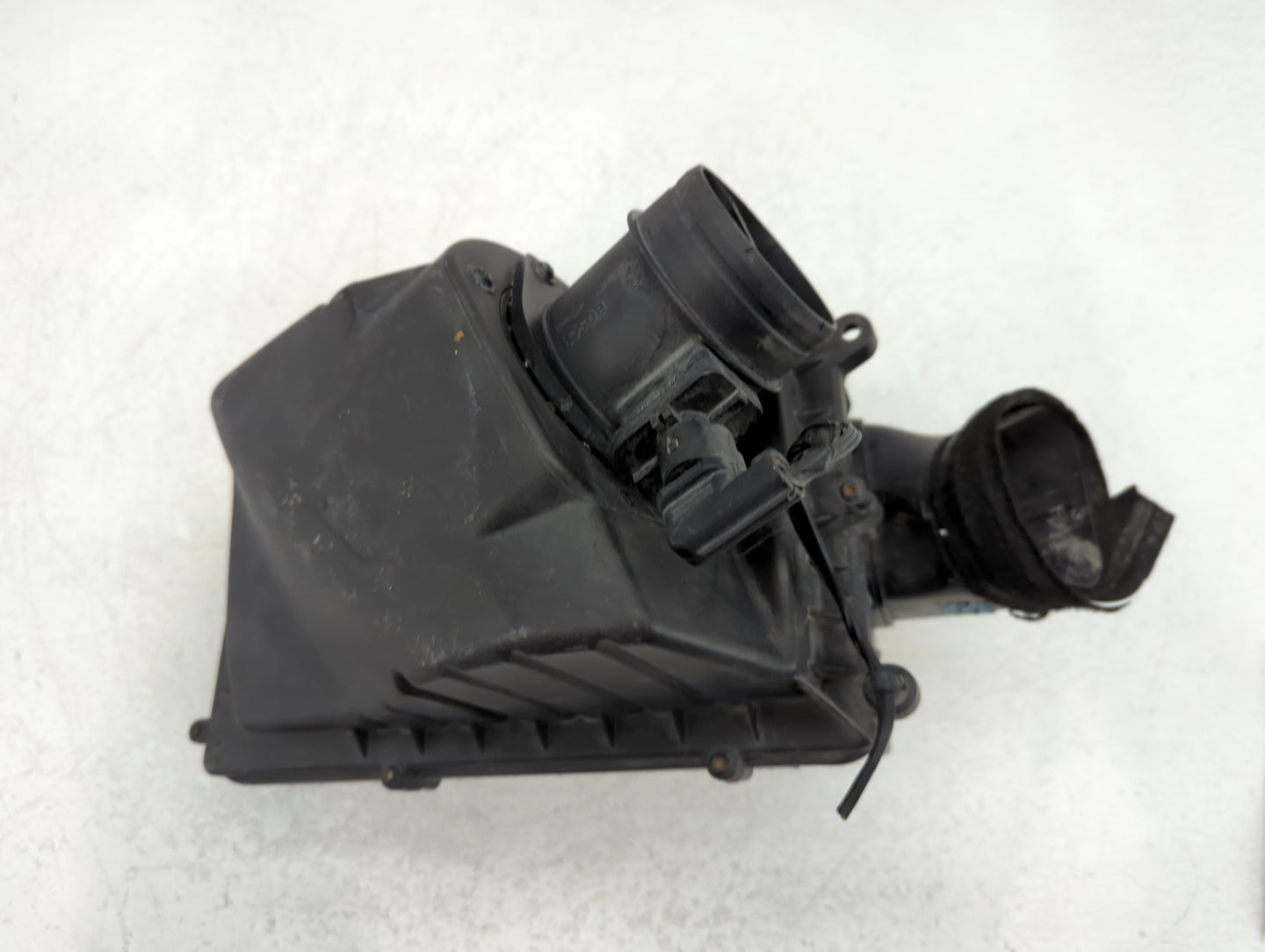 2013-2014 Jaguar Xf Air Cleaner Intake-duct Hose Tube - Oemusedautoparts1.com