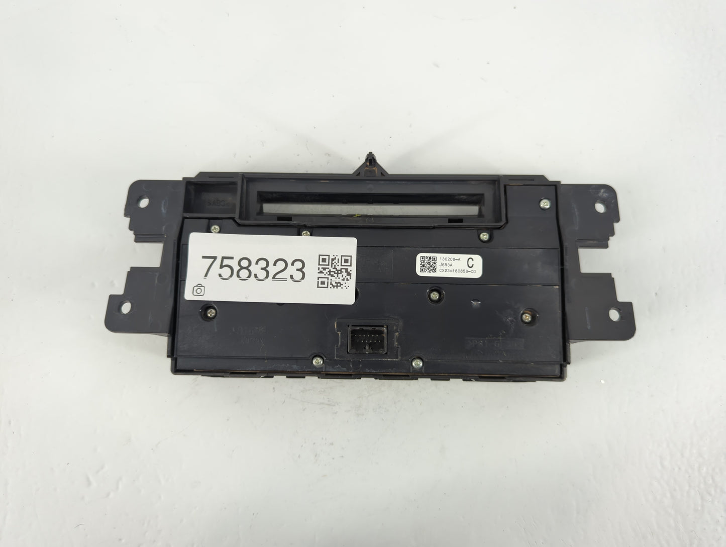 2013-2015 Jaguar Xf Am Fm Cd Player Radio Receiver - Oemusedautoparts1.com