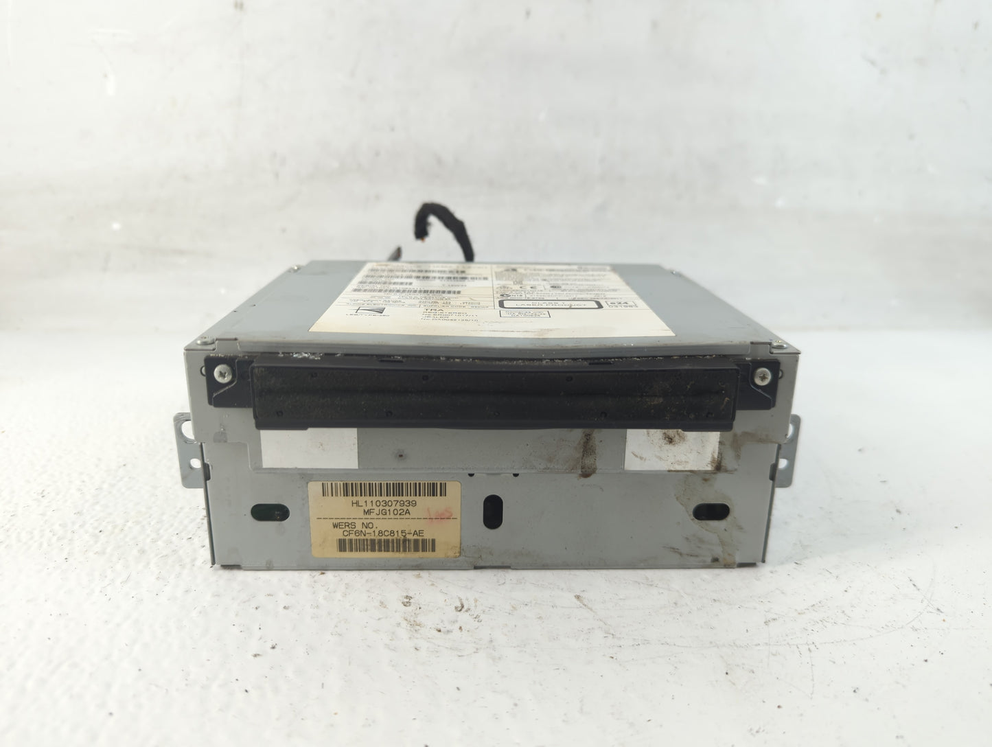 2012-2013 Jaguar Xf Radio AM FM Cd Player Receiver Replacement P/N:7 612 055 090 Fits Fits 2012 2013 OEM Used Auto Parts - O