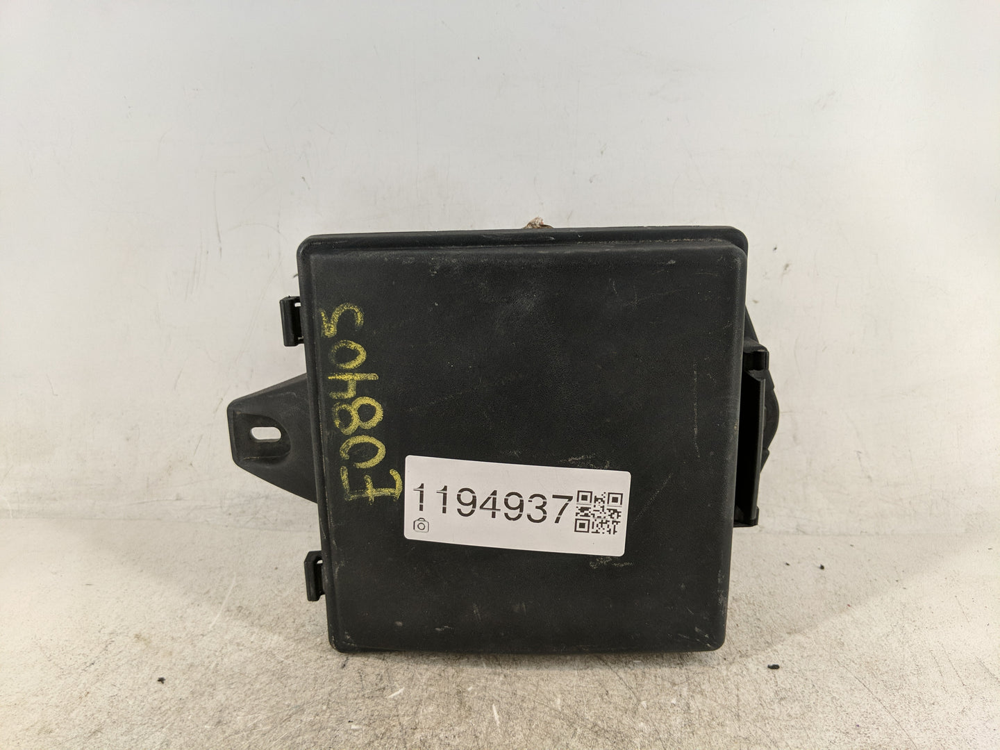 2010-2015 Jaguar Xj Fusebox Fuse Box Panel Relay Module P/N:DWAB-14A073-AB Fits Fits 2010 2011 2012 2013 2014 2015 OEM Used 