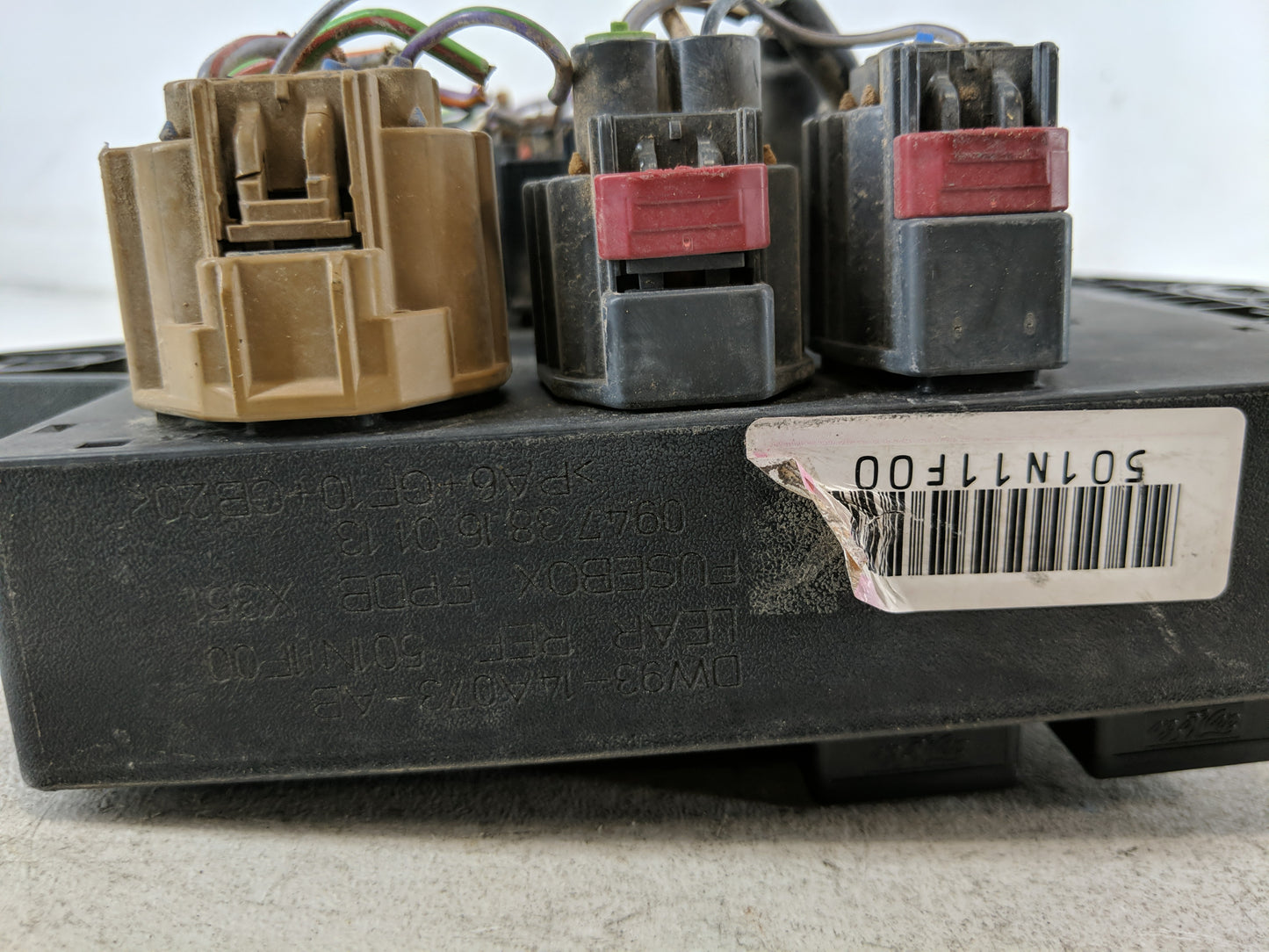 2010-2015 Jaguar Xj Fusebox Fuse Box Panel Relay Module P/N:DWAB-14A073-AB Fits Fits 2010 2011 2012 2013 2014 2015 OEM Used 