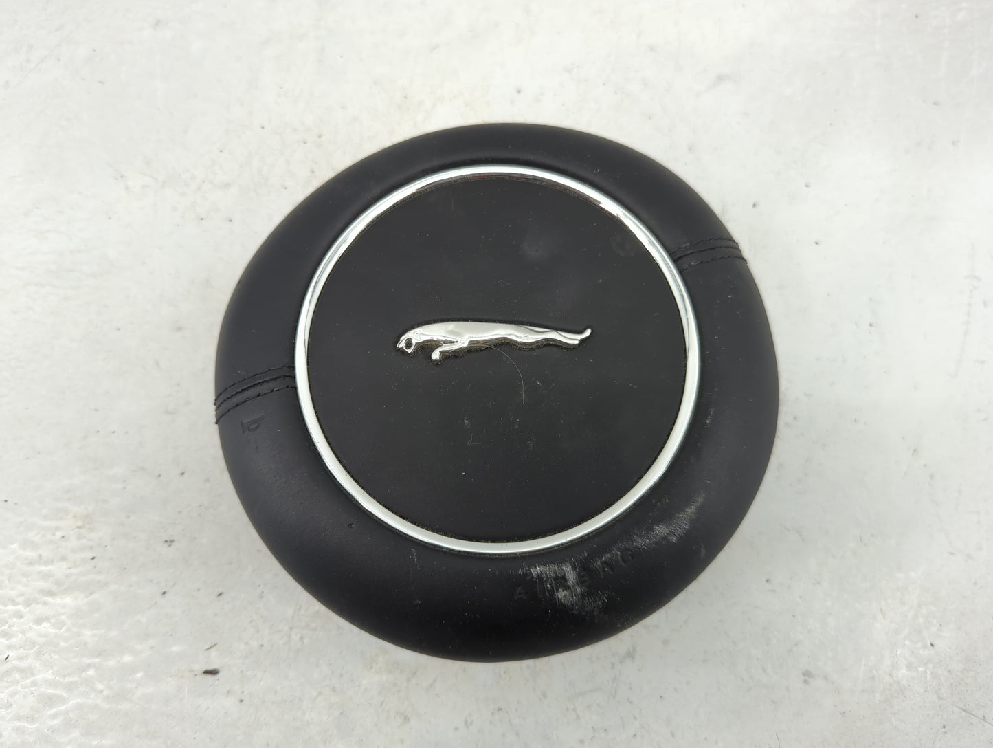 2013-2017 Jaguar Xj Air Bag Driver Left Steering Wheel Mounted Fits Fits 2013 2014 2015 2016 2017 OEM Used Auto Parts - Oemu