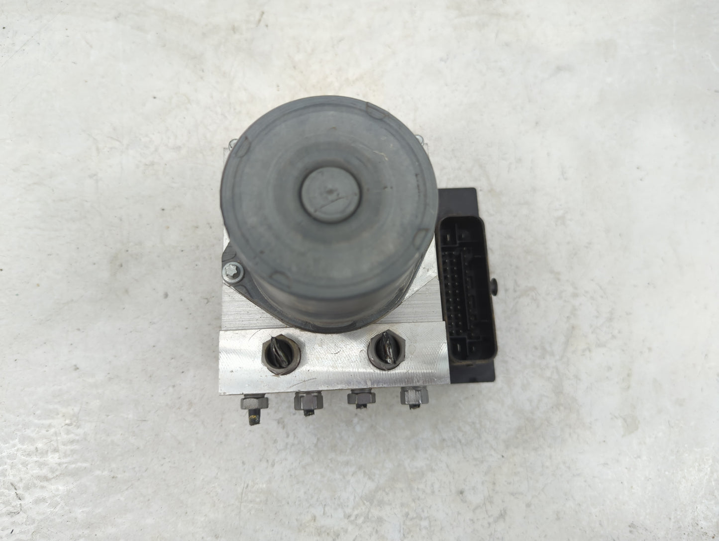 2013-2015 Jaguar Xj ABS Pump Control Module Replacement P/N:DW93-2C405-BF 0 265 236 489 Fits Fits 2013 2014 2015 OEM Used Au