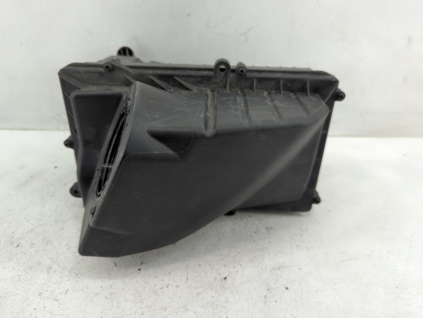2013-2019 Jaguar Xj Air Cleaner Intake-duct Hose Tube - Oemusedautoparts1.com