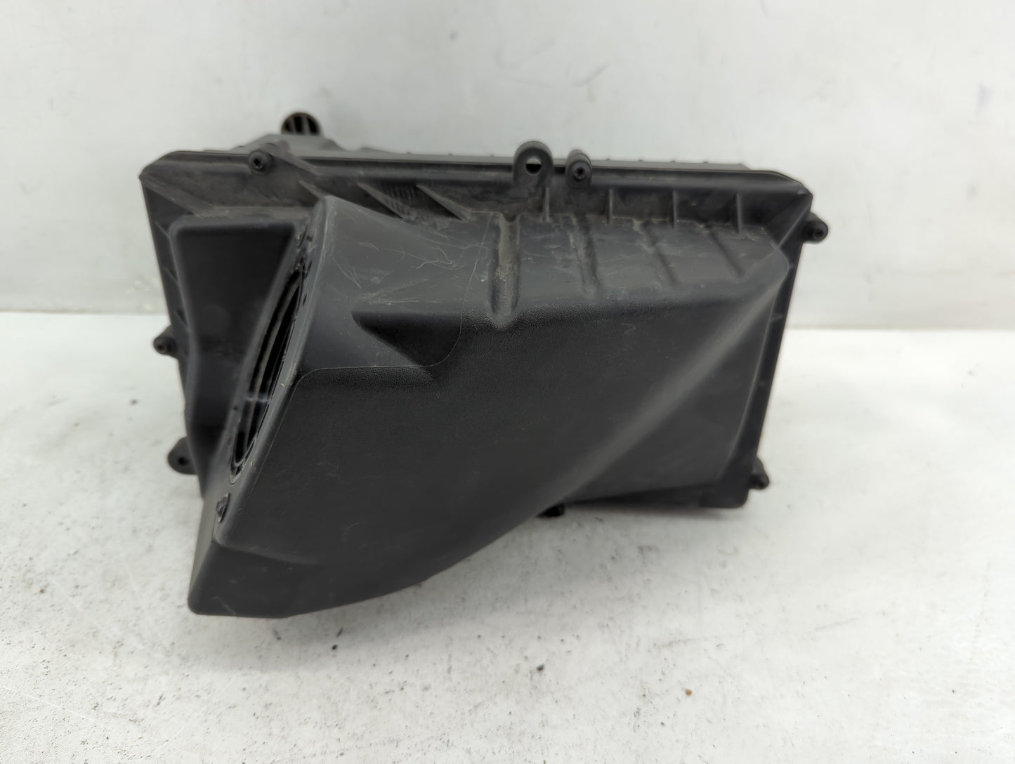 2013-2019 Jaguar Xj Air Cleaner Intake-duct Hose Tube - Oemusedautoparts1.com