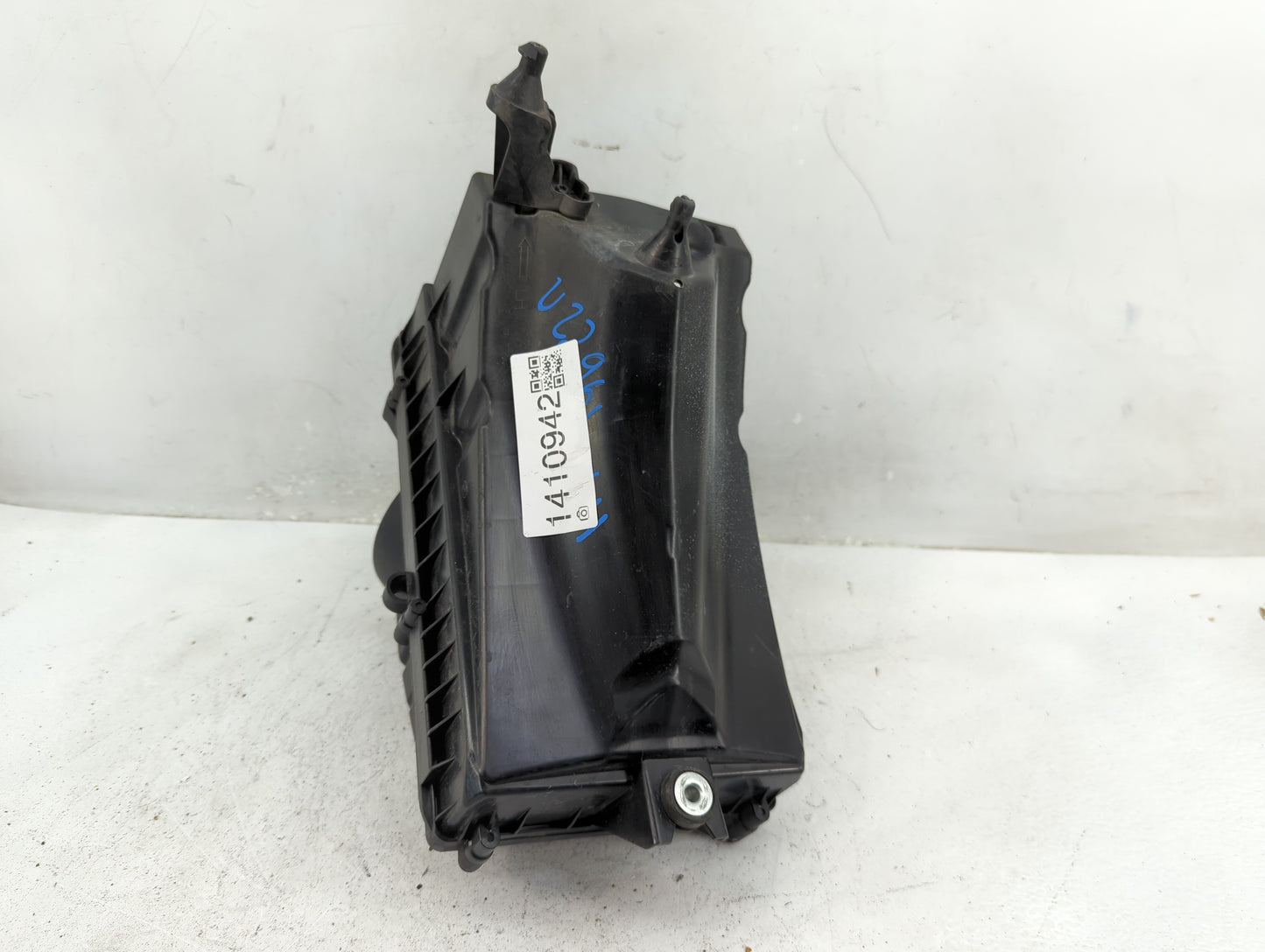 2013-2019 Jaguar Xj Air Cleaner Intake-duct Hose Tube - Oemusedautoparts1.com