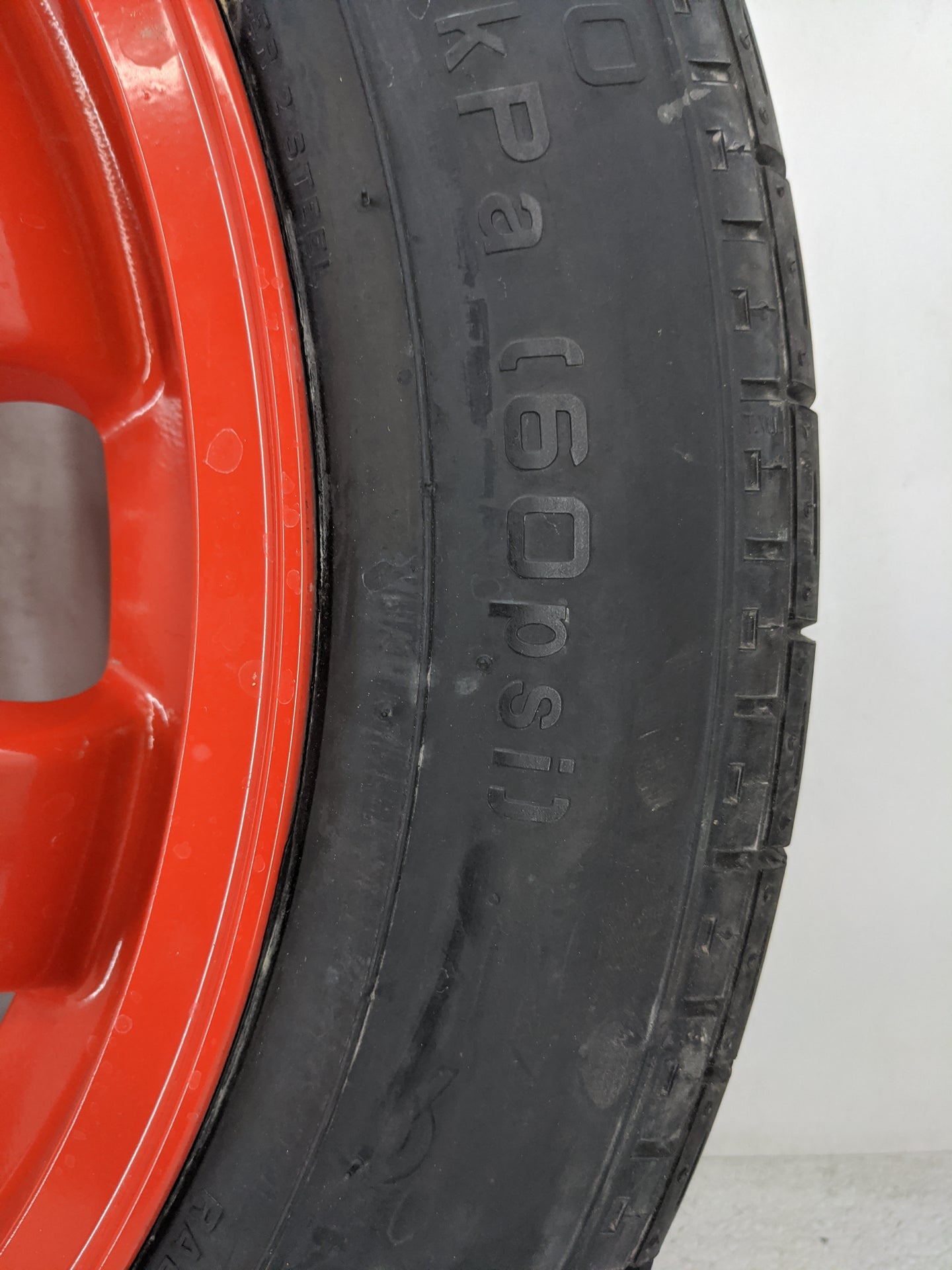 2010-2019 Jaguar Xj Spare Donut Tire Wheel Rim Oem - Oemusedautoparts1.com