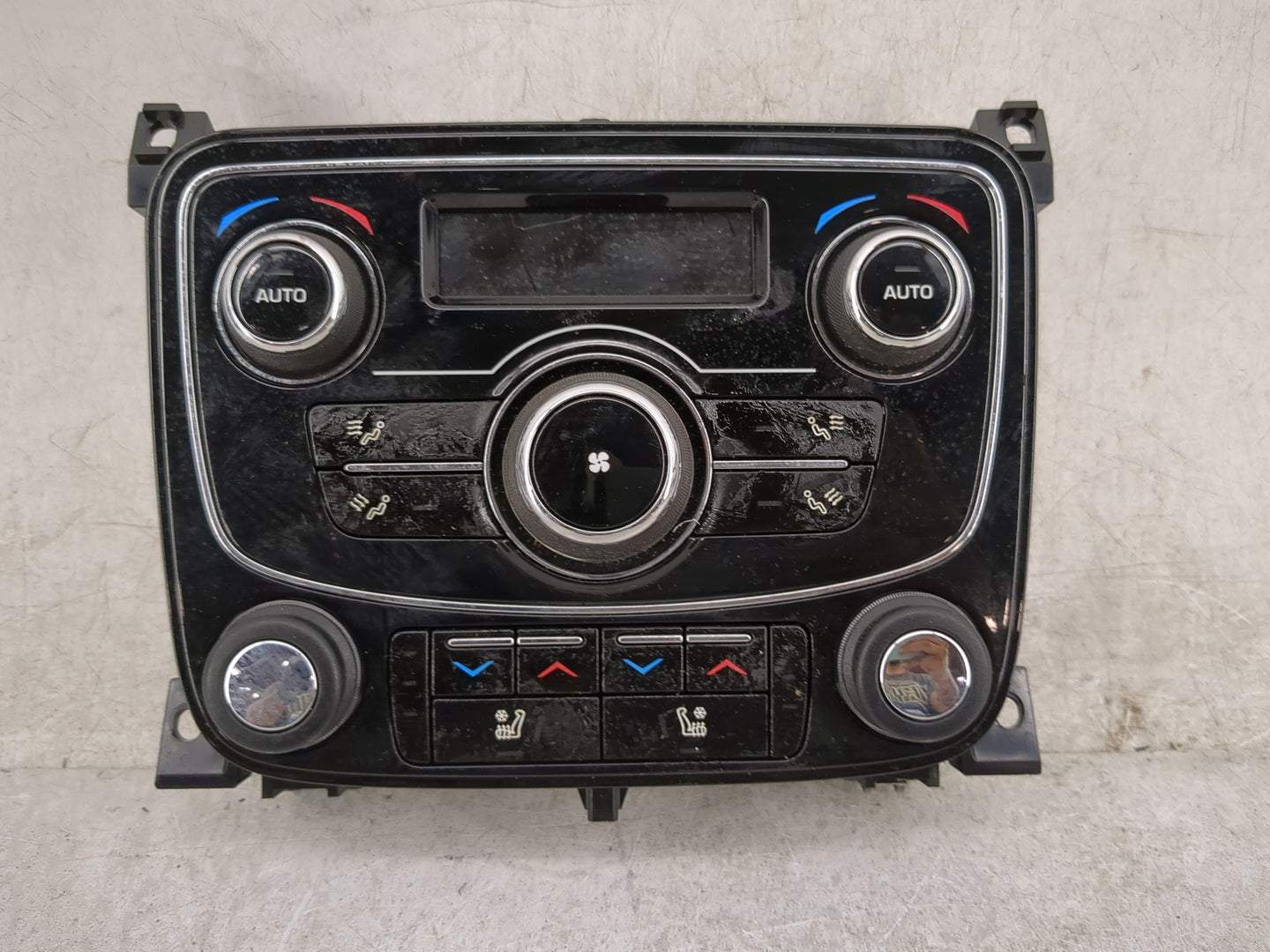 2010-2015 Jaguar Xj Climate Control Module Temperature AC/Heater Replacement Fits Fits 2010 2011 2012 2013 2014 2015 OEM Use