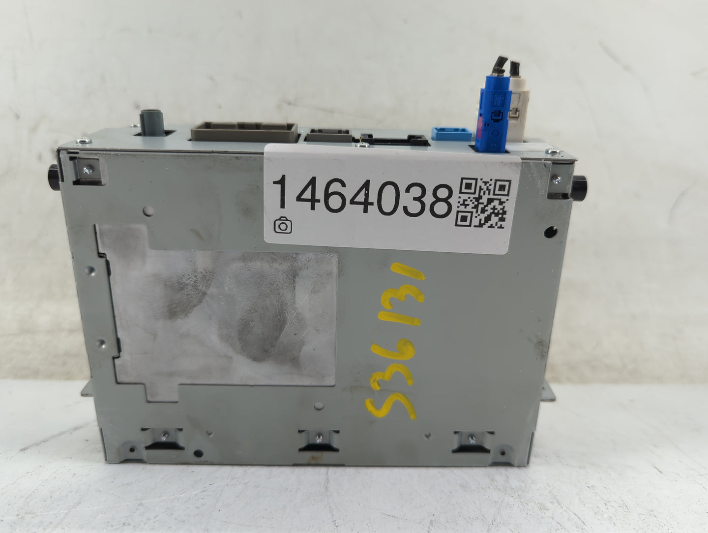 2011-2015 Jaguar Xj Radio AM FM Cd Player Receiver Replacement P/N:CF6N-18C815-JE BVJG102A Fits Fits 2011 2012 2013 2014 201