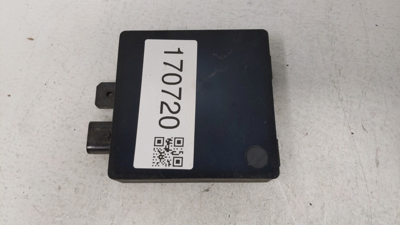 2010-2015 Jaguar Xj Chassis Control Module Ccm Bcm Body Control - Oemusedautoparts1.com