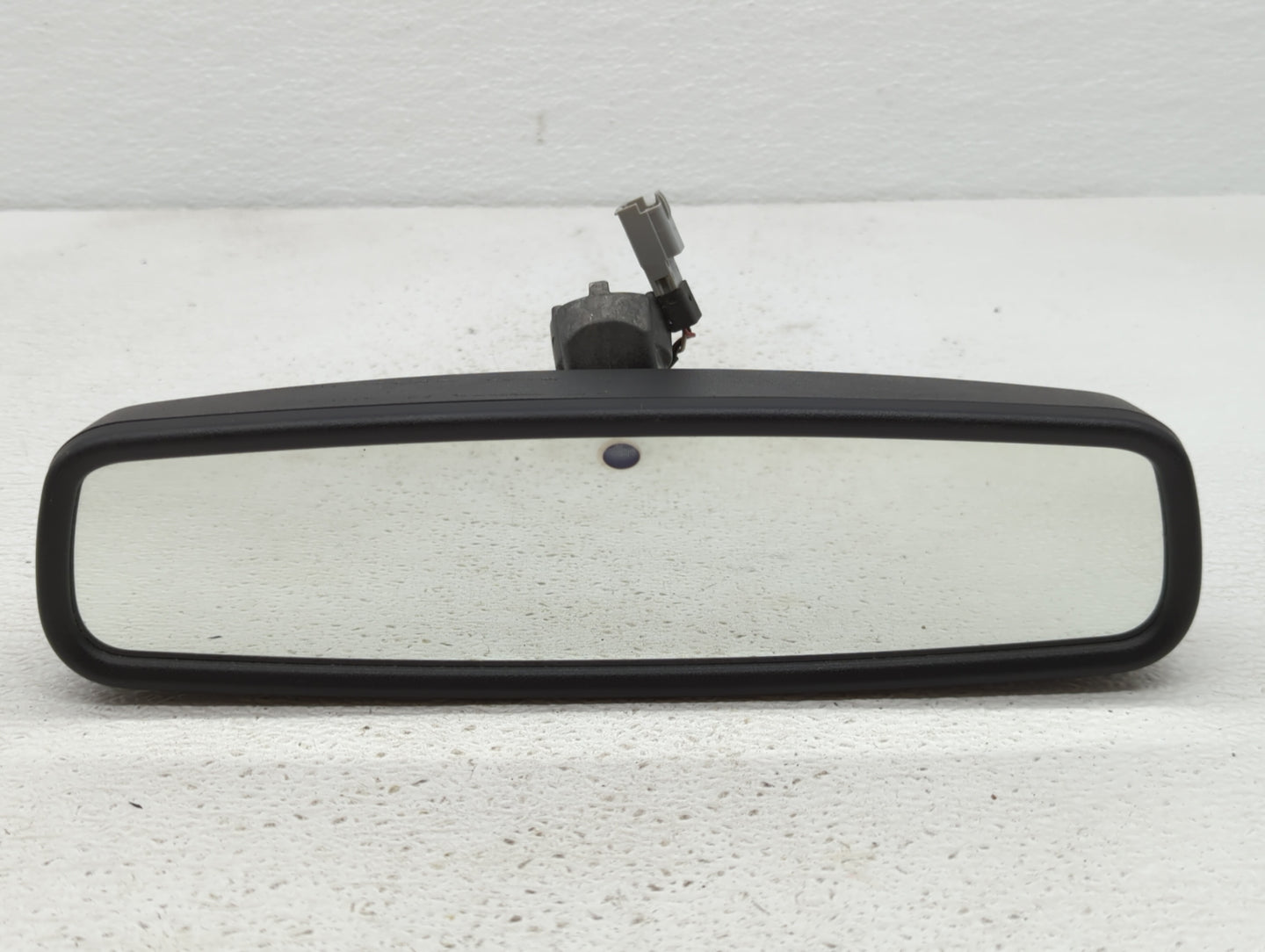 2010-2015 Jaguar Xj Interior Rear View Mirror Replacement OEM P/N:E11026532 Fits Fits 2010 2011 2012 2013 2014 2015 OEM Used
