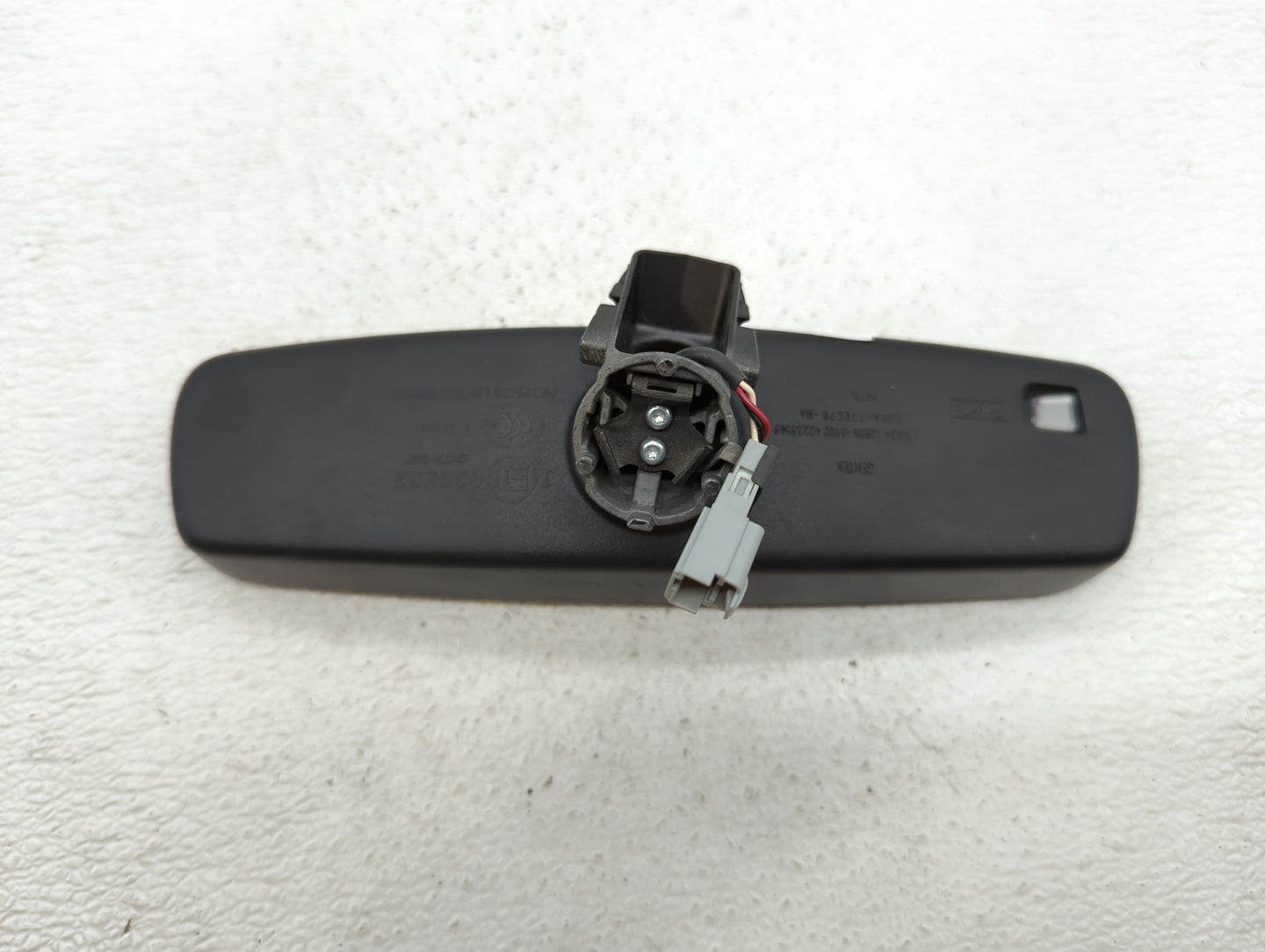 2010-2015 Jaguar Xj Interior Rear View Mirror Replacement OEM P/N:E11026532 Fits Fits 2010 2011 2012 2013 2014 2015 OEM Used
