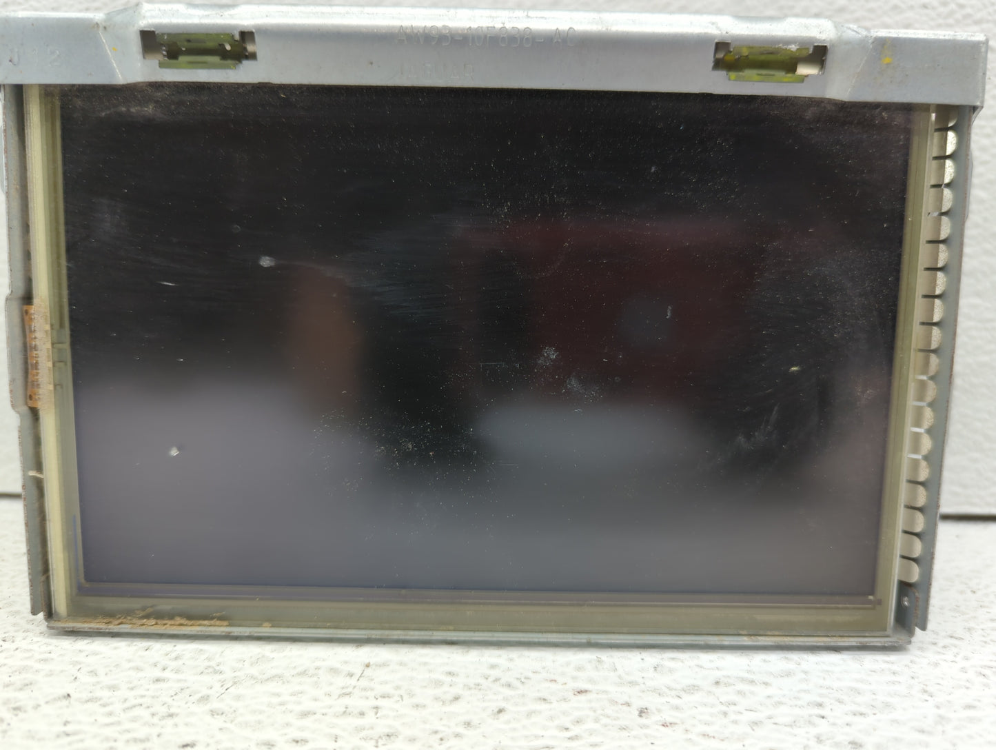 2013-2013 Jaguar Xj Information Display Screen - Oemusedautoparts1.com