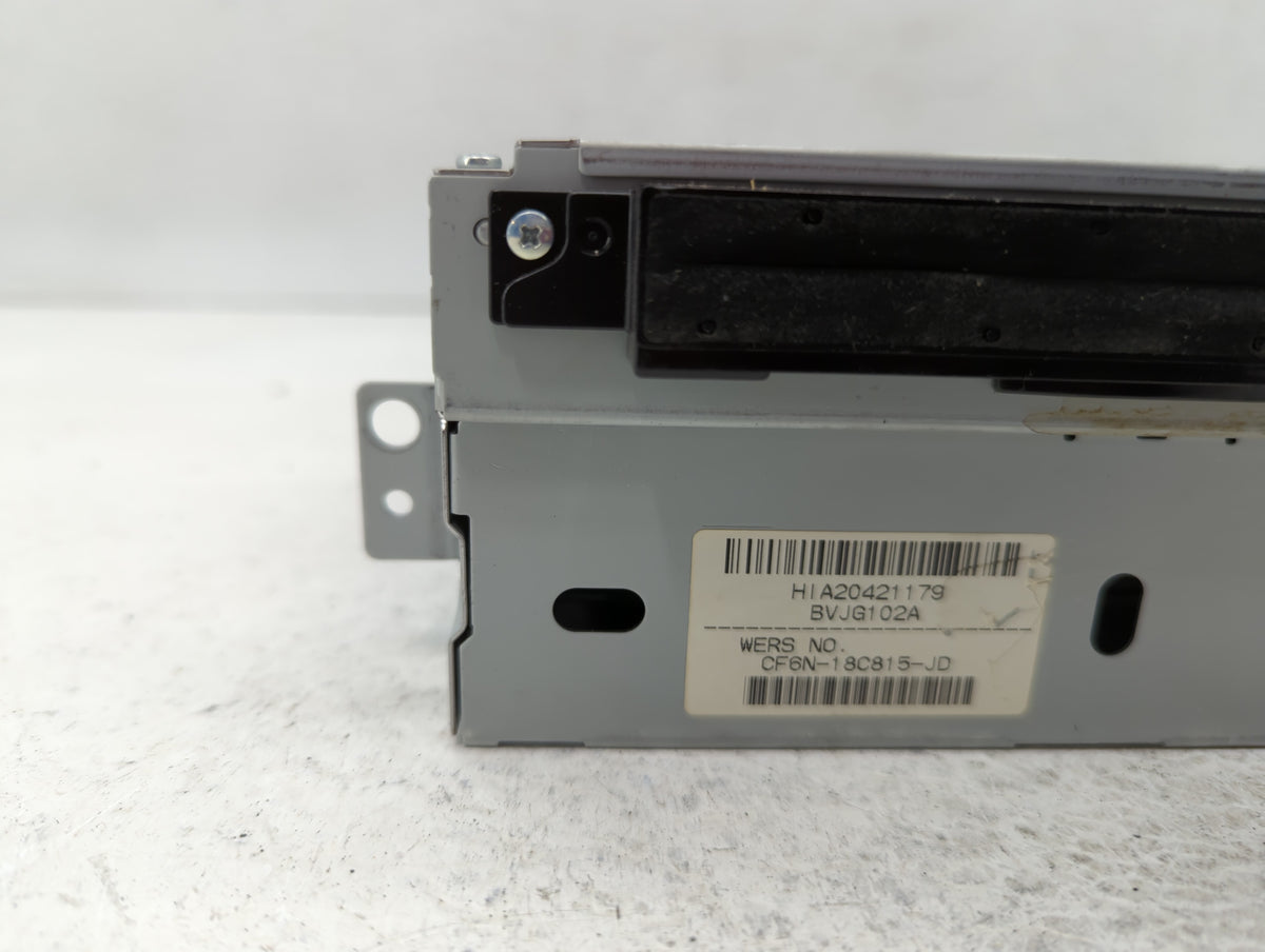 2011-2015 Jaguar Xj Am Fm Cd Player Radio Receiver 596582 - Oemusedautoparts1.com