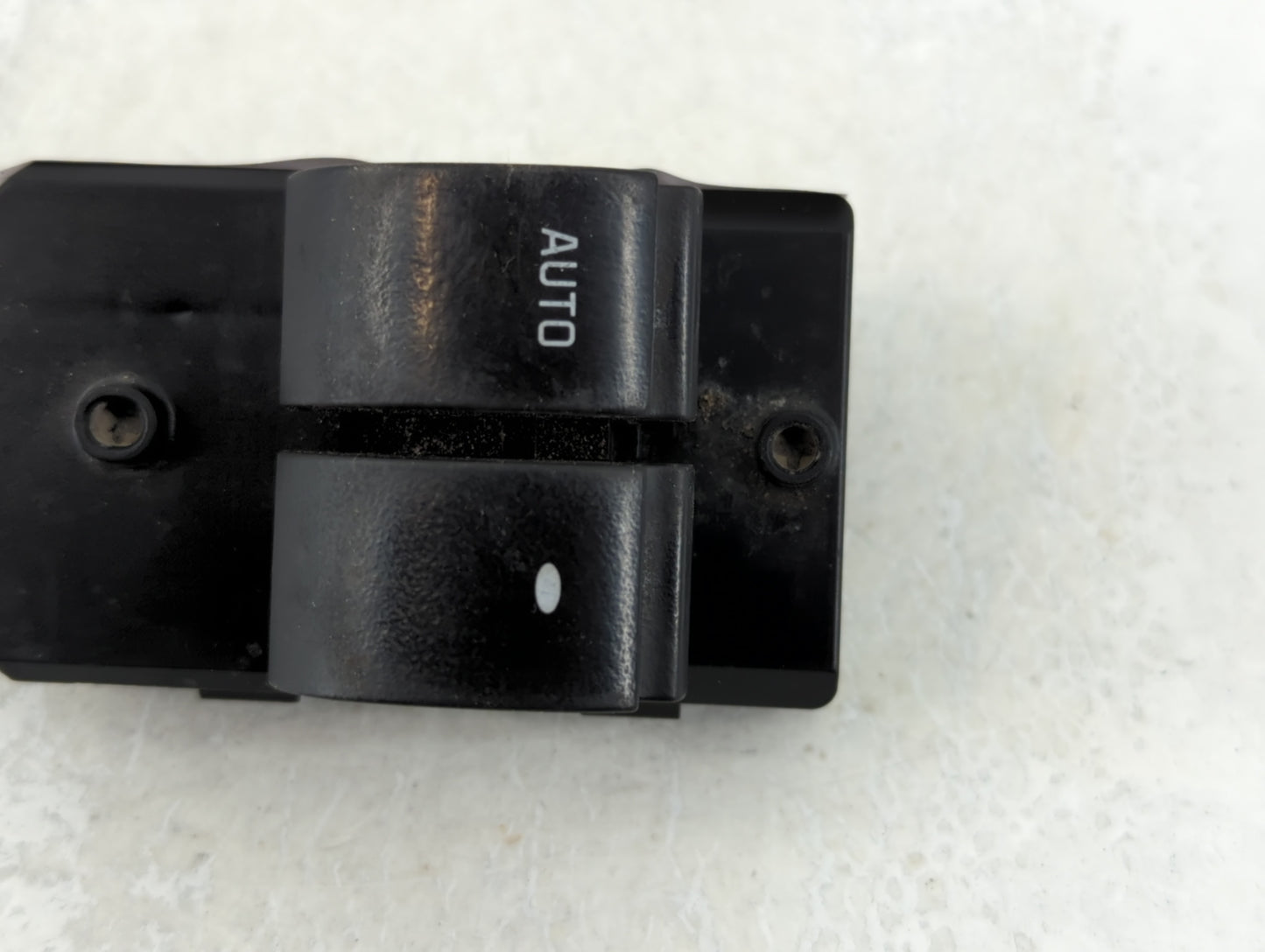 2010-2015 Jaguar Xj Master Power Window Switch Replacement Driver Side Left P/N:84075357 Fits Fits 2010 2011 2012 2013 2014 