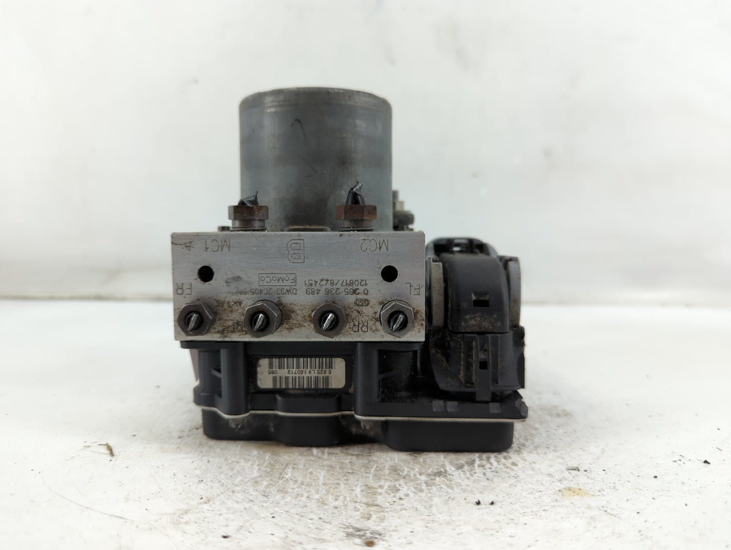 2013-2015 Jaguar Xj ABS Pump Control Module Replacement P/N:DW93-2C405-BF 0 265 236 489 Fits Fits 2013 2014 2015 OEM Used Au