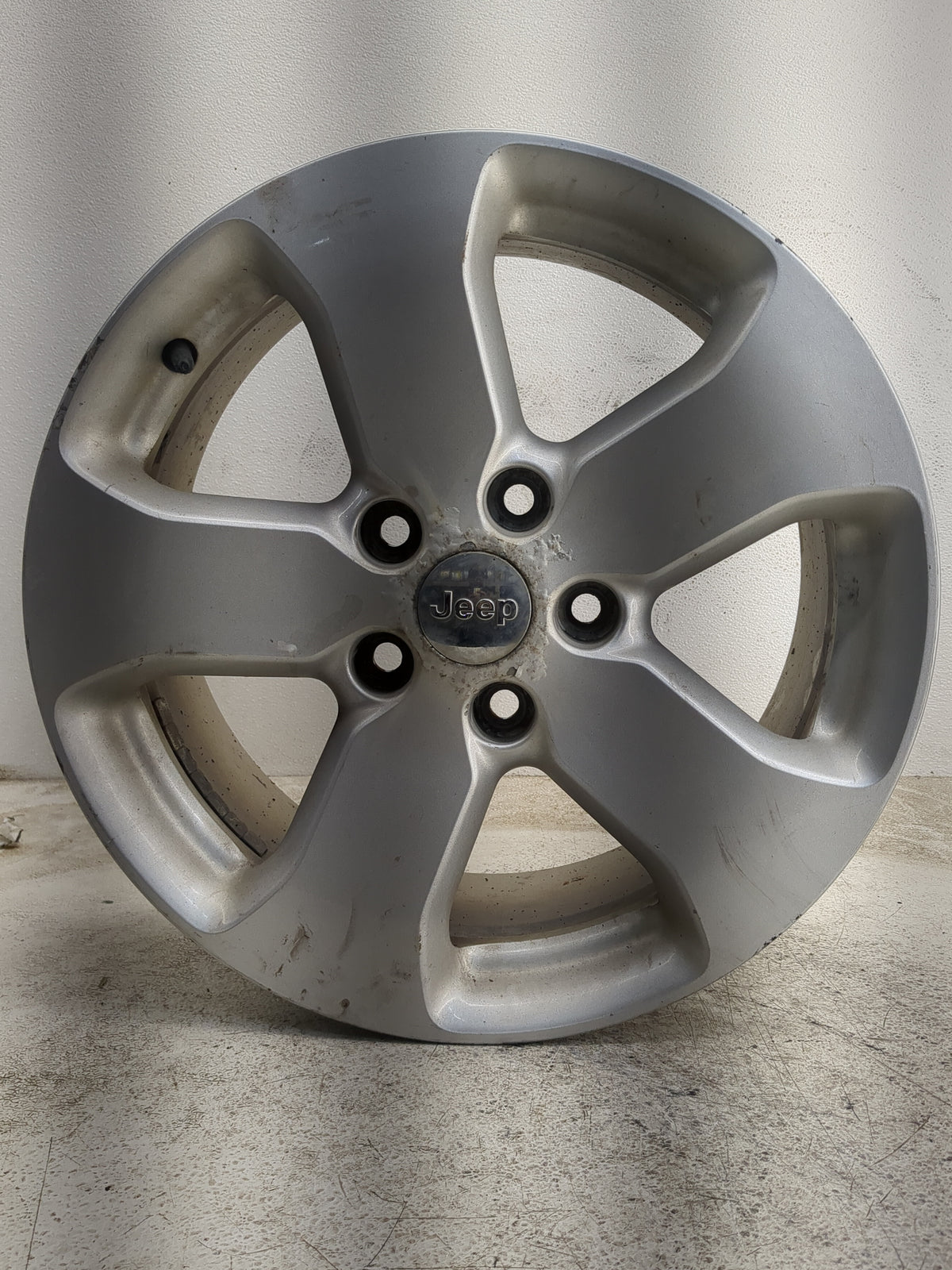 Jeep Cherokee Oem Wheel Rim 1229188 - Oemusedautoparts1.com