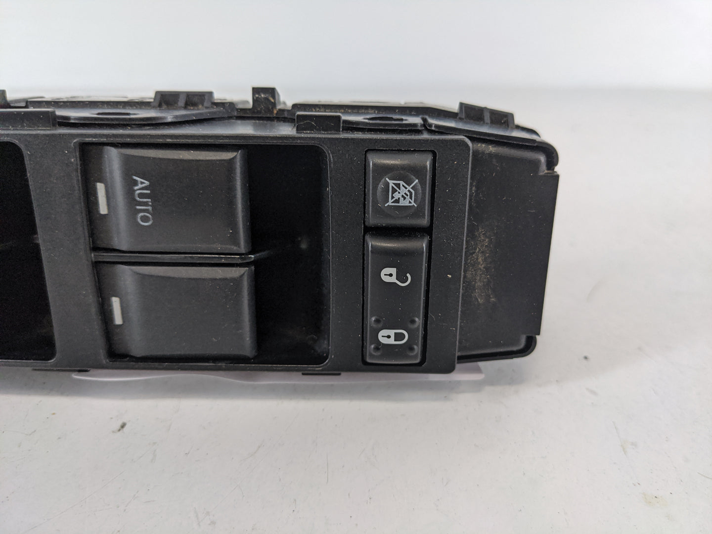 2013 Jeep Compass Master Power Window Switch Replacement Driver Side Left P/N:39754D Fits OEM Used Auto Parts - Oemusedautop