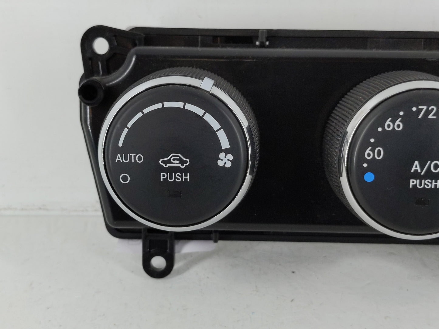 2013 Jeep Compass Climate Control Module Temperature AC/Heater Replacement P/N:P55111133AE Fits Fits 2011 2012 2014 2015 201