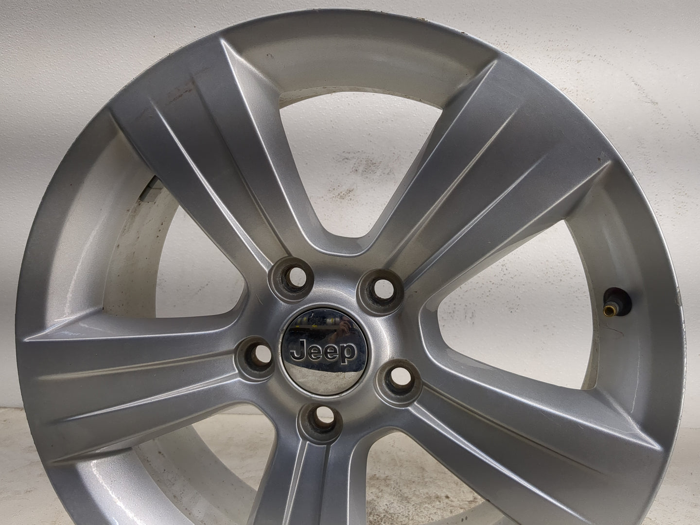 2011-2017 Jeep Compass Oem Wheel Rim - Oemusedautoparts1.com