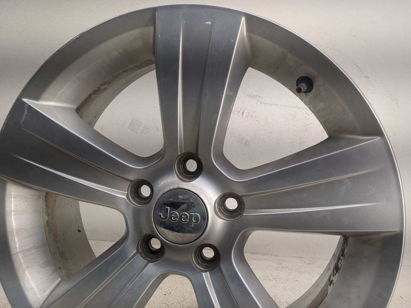 2011-2017 Jeep Compass Oem Wheel Rim - Oemusedautoparts1.com