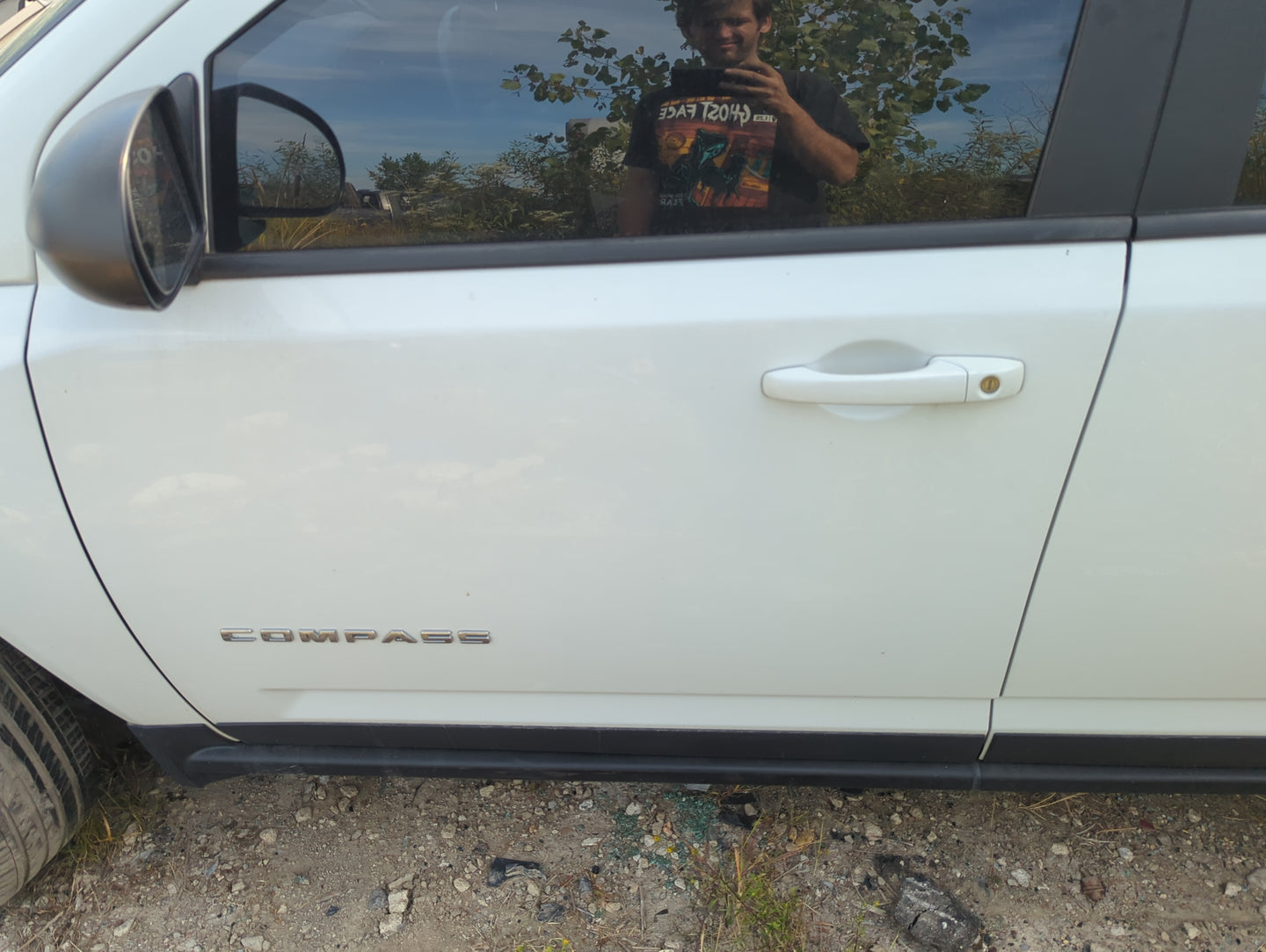 2011-2017 Jeep Compass Driver Front Door Oem - Oemusedautoparts1.com