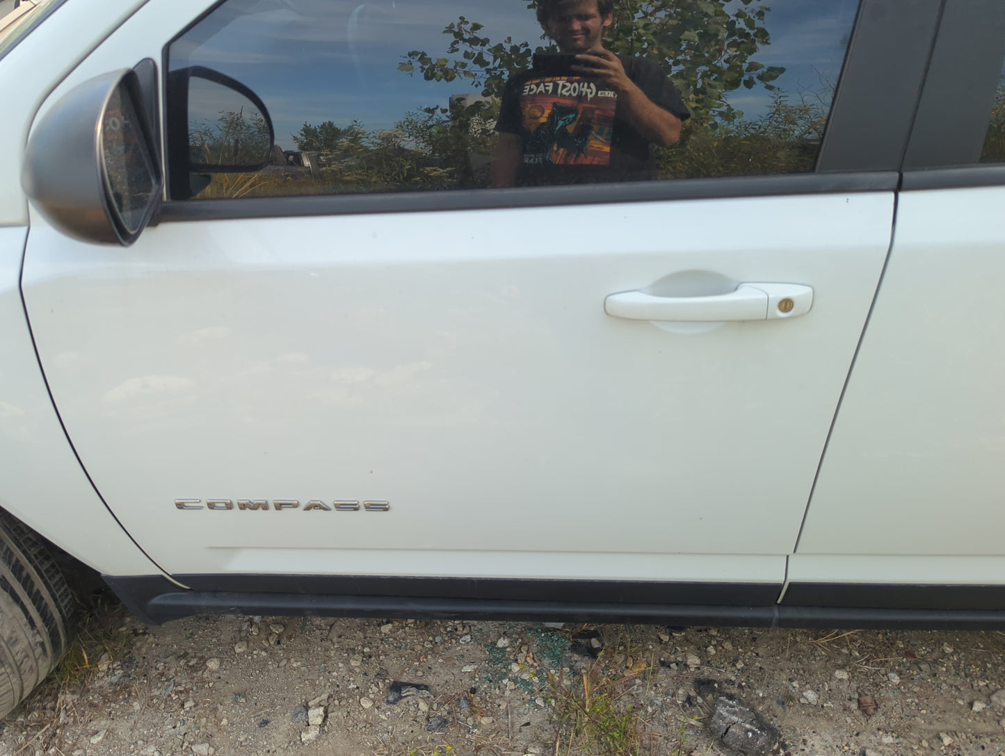 2011-2017 Jeep Compass Driver Front Door Oem - Oemusedautoparts1.com