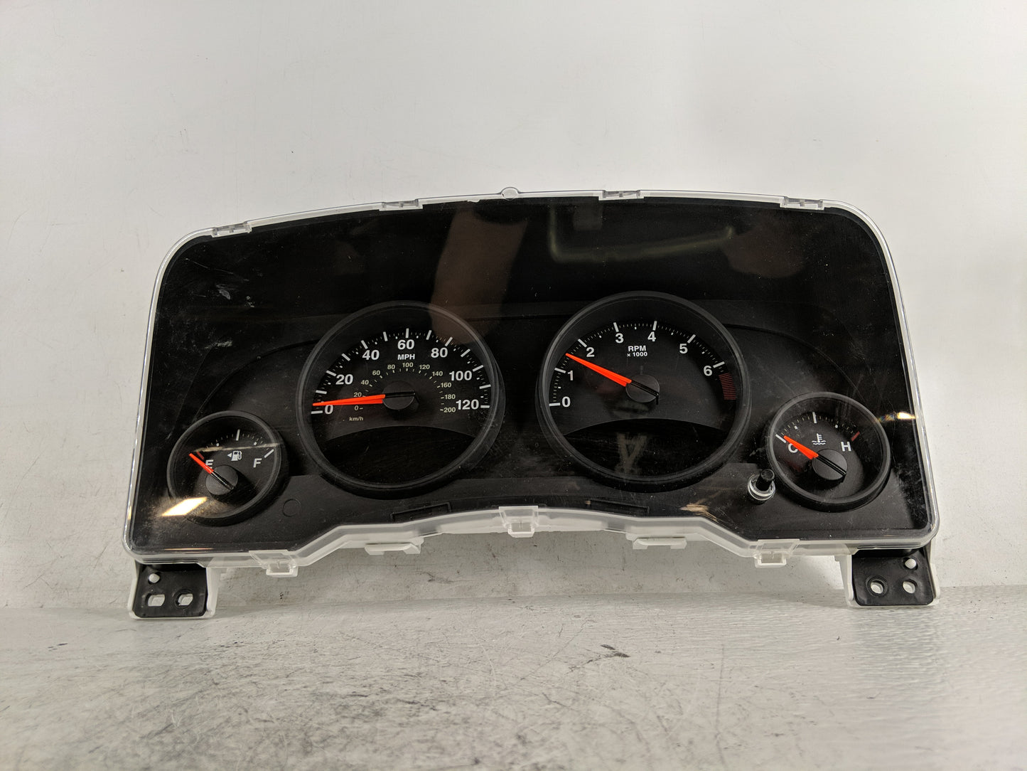 2011-2013 Jeep Compass Instrument Cluster Speedometer Gauges P/N:68080402AF Fits Fits 2011 2012 2013 OEM Used Auto Parts - O