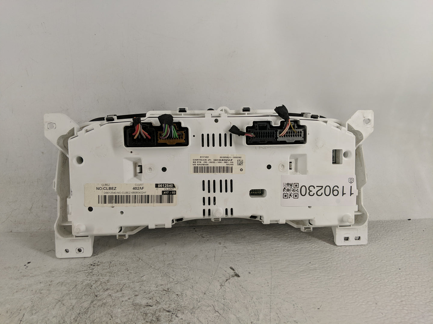 2011-2013 Jeep Compass Instrument Cluster Speedometer Gauges P/N:68080402AF Fits Fits 2011 2012 2013 OEM Used Auto Parts - O