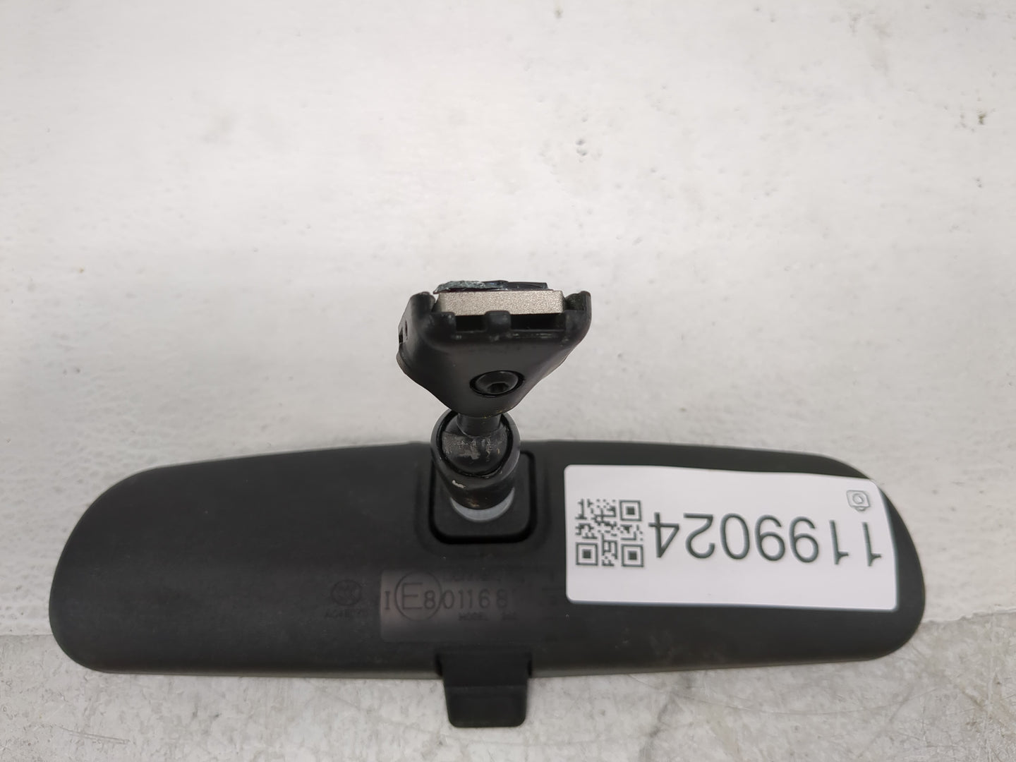 2013 Jeep Compass Interior Rear View Mirror Replacement OEM P/N:E8011681 Fits OEM Used Auto Parts - Oemusedautoparts1.com
