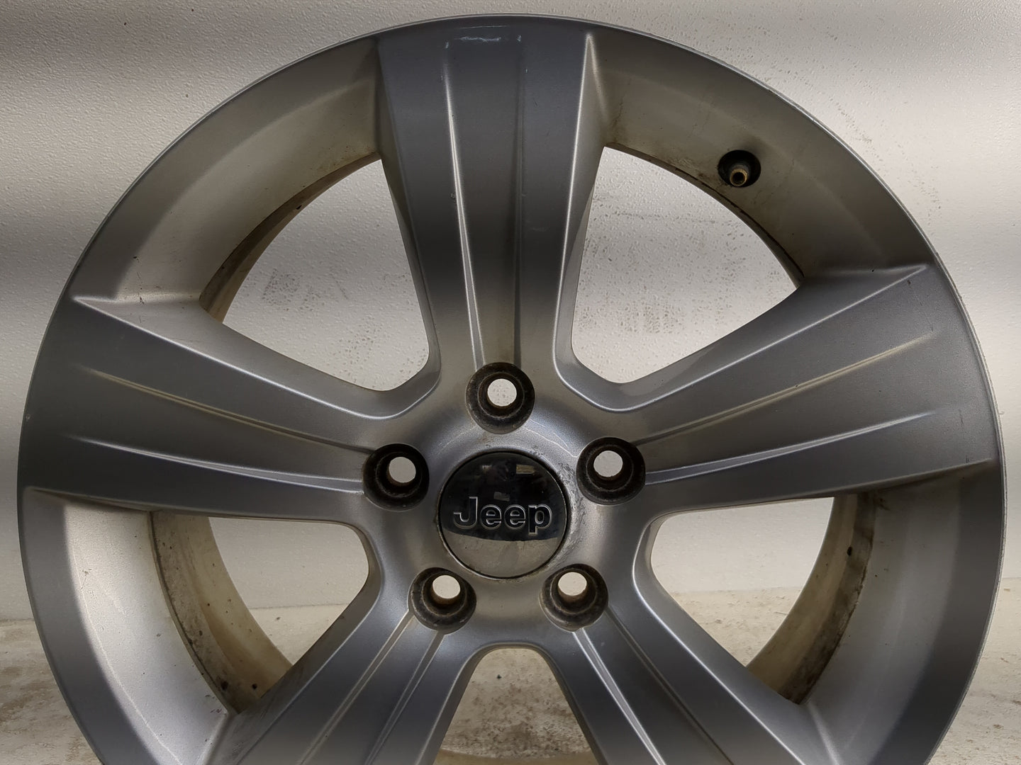 2011-2017 Jeep Compass Oem Wheel Rim - Oemusedautoparts1.com