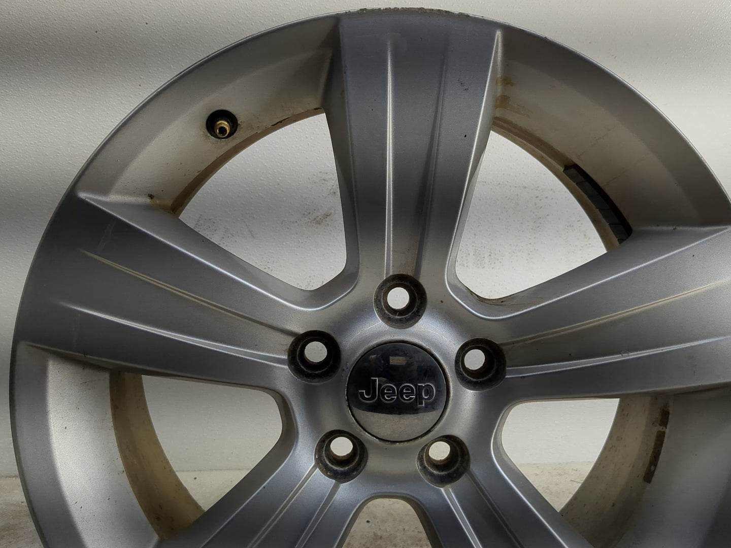 2011-2017 Jeep Compass Oem Wheel Rim - Oemusedautoparts1.com