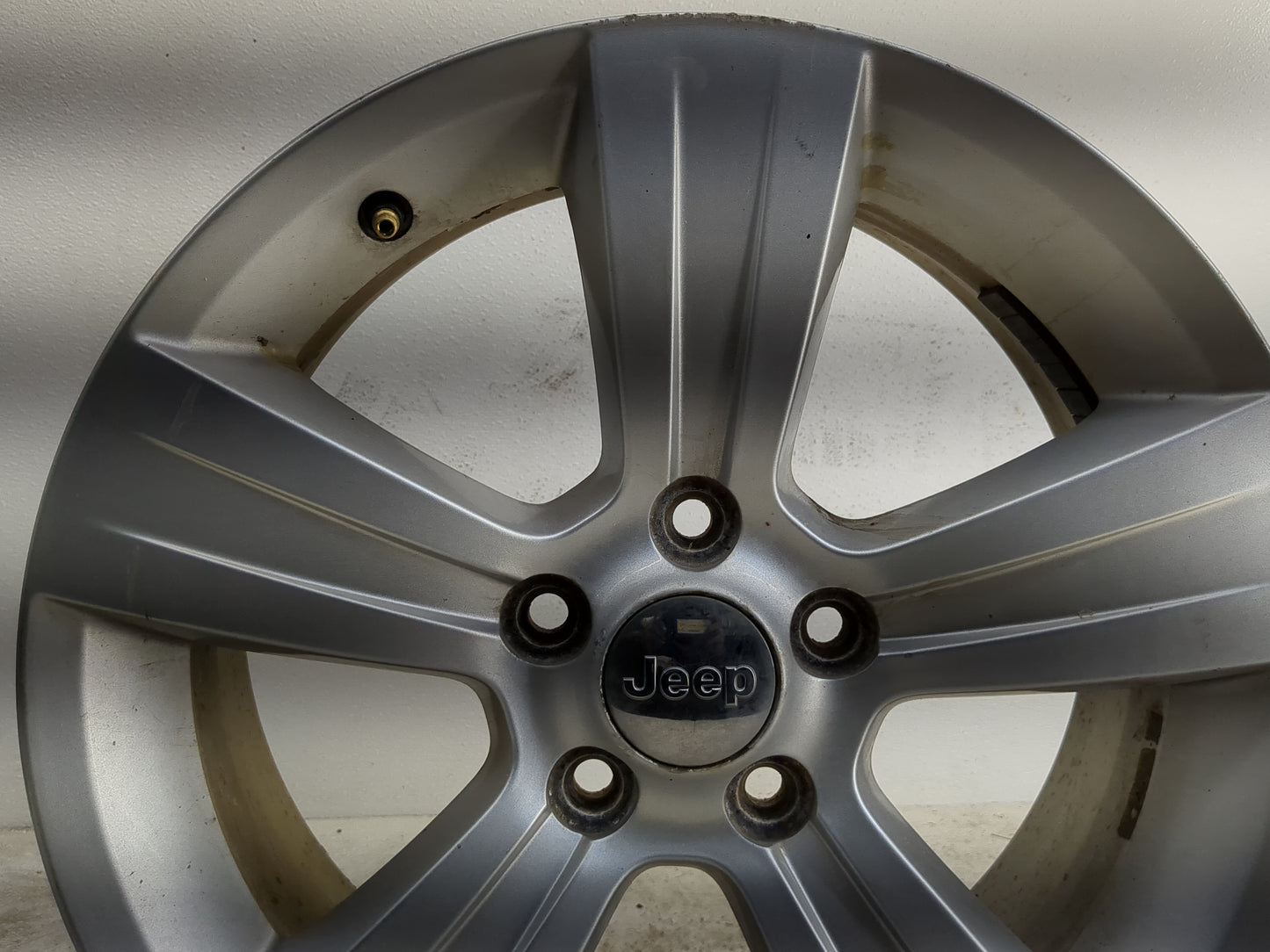 2011-2017 Jeep Compass Oem Wheel Rim - Oemusedautoparts1.com