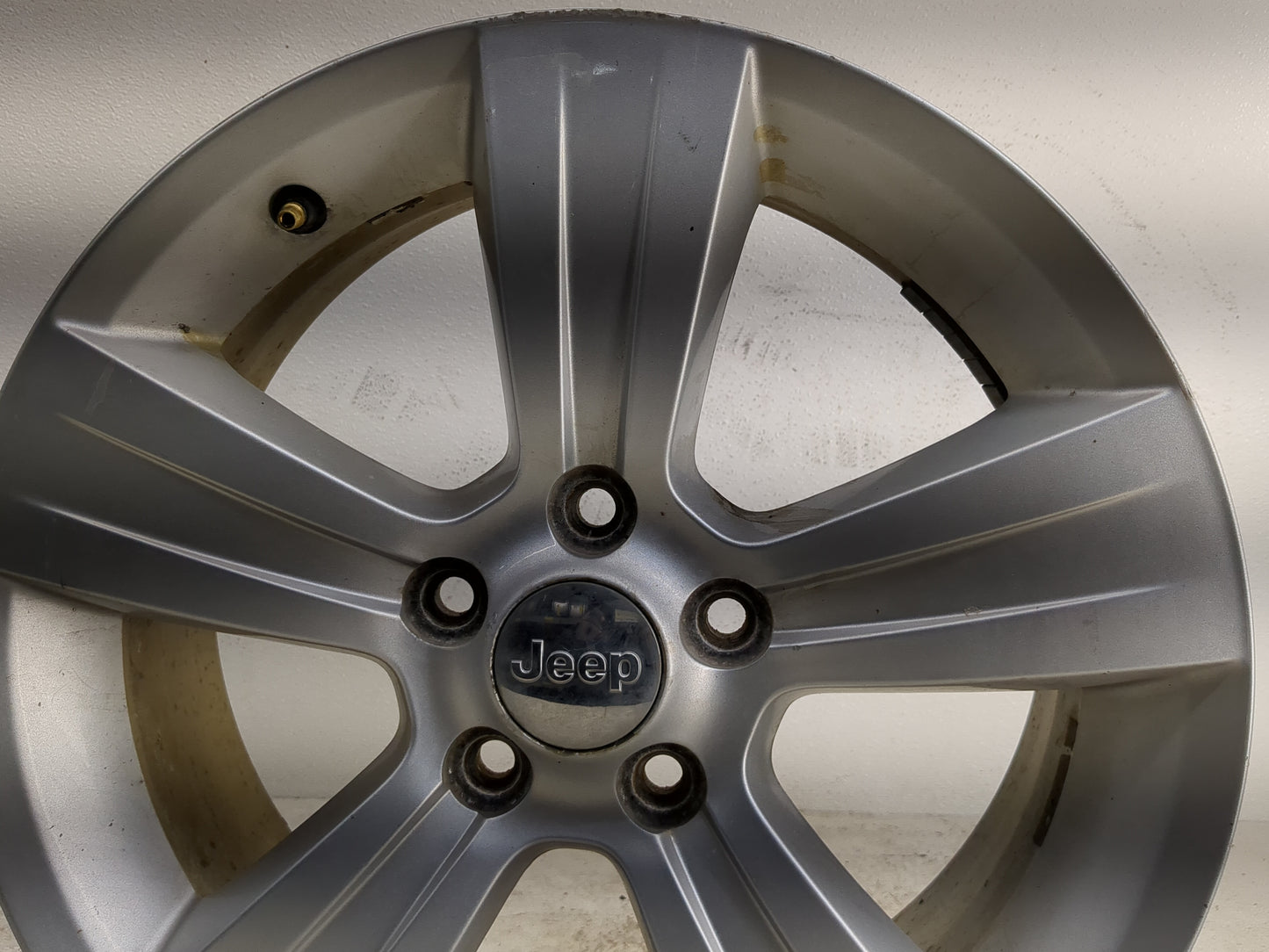 2011-2017 Jeep Compass Oem Wheel Rim - Oemusedautoparts1.com