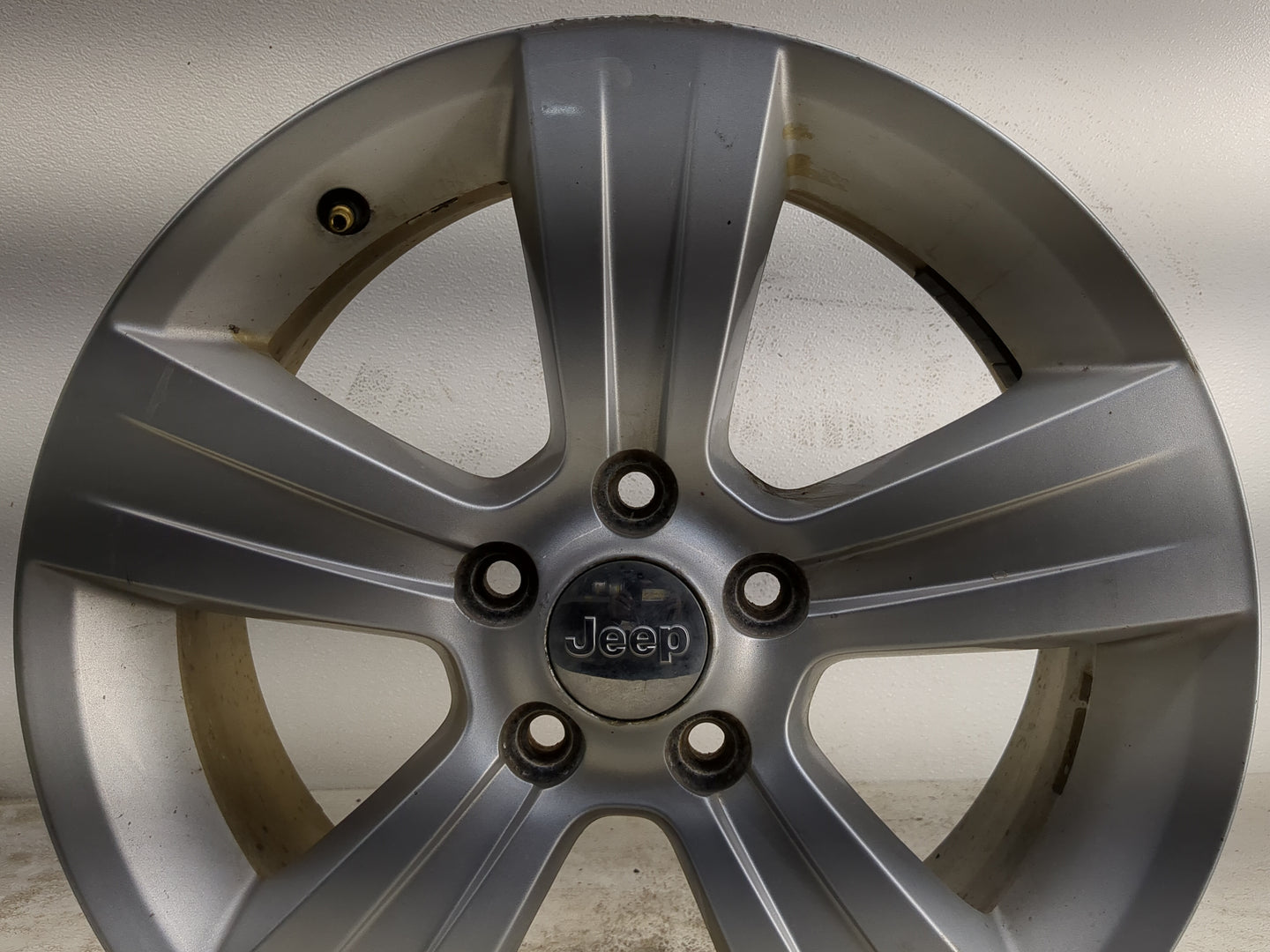 2011-2017 Jeep Compass Oem Wheel Rim - Oemusedautoparts1.com