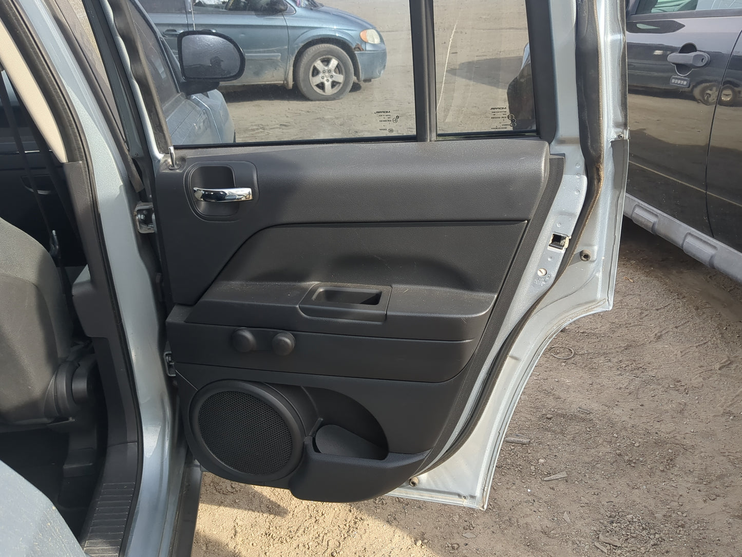 2011-2017 Jeep Compass Passenger Rear Door Oem - Oemusedautoparts1.com