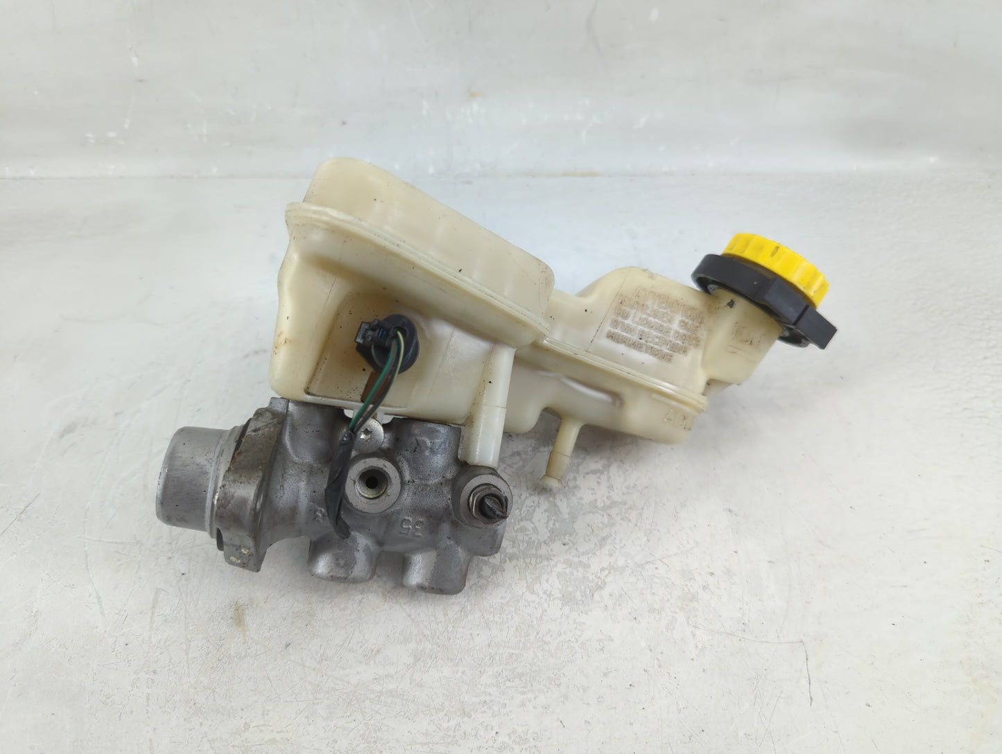 Jeep Compass Brake Master Cylinder - Oemusedautoparts1.com