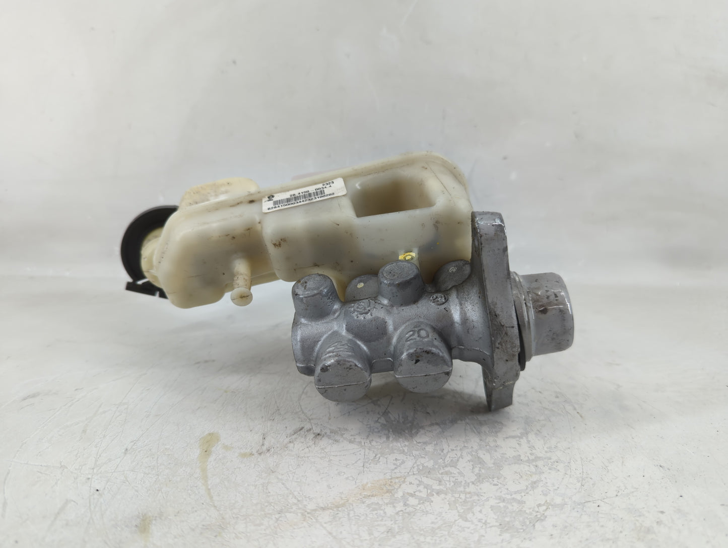 Jeep Compass Brake Master Cylinder 1206996 - Oemusedautoparts1.com