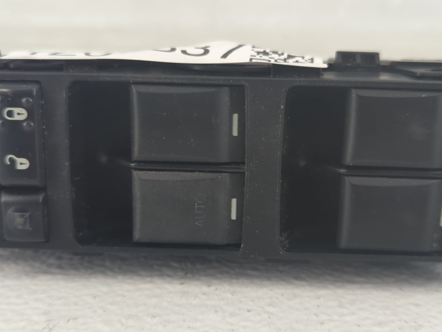 2011-2017 Jeep Compass Master Power Window Switch Replacement Driver Side Left Fits OEM Used Auto Parts - Oemusedautoparts1.