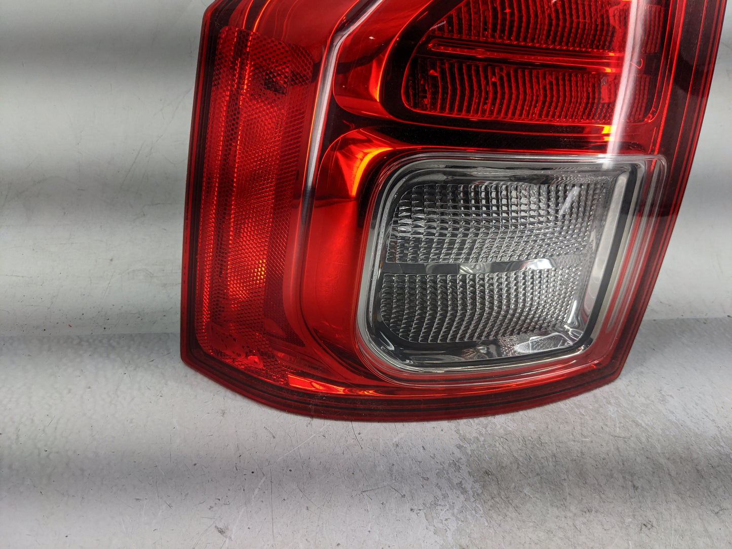 2011-2013 Jeep Compass Tail Light Assembly Driver Left OEM P/N:05182543 05182545 Fits Fits 2011 2012 2013 OEM Used Auto Part
