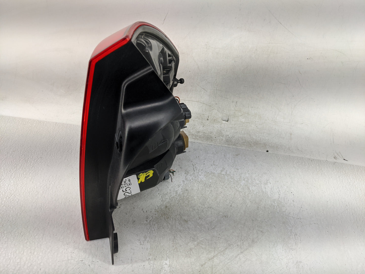 2011-2013 Jeep Compass Tail Light Assembly Driver Left OEM P/N:05182543 05182545 Fits Fits 2011 2012 2013 OEM Used Auto Part