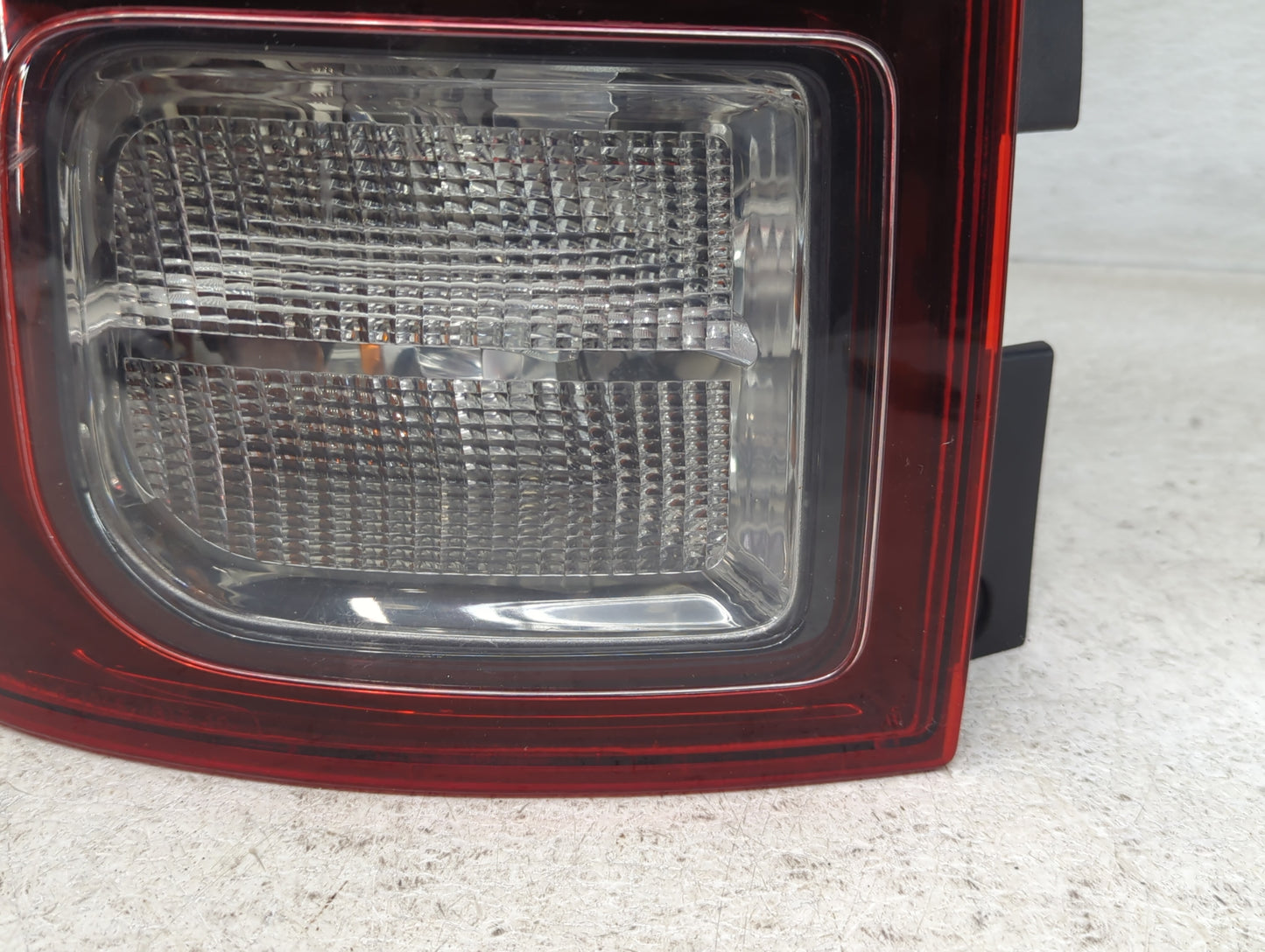 2011-2013 Jeep Compass Tail Light Assembly Driver Left OEM P/N:05182543 Fits Fits 2011 2012 2013 OEM Used Auto Parts - Oemus