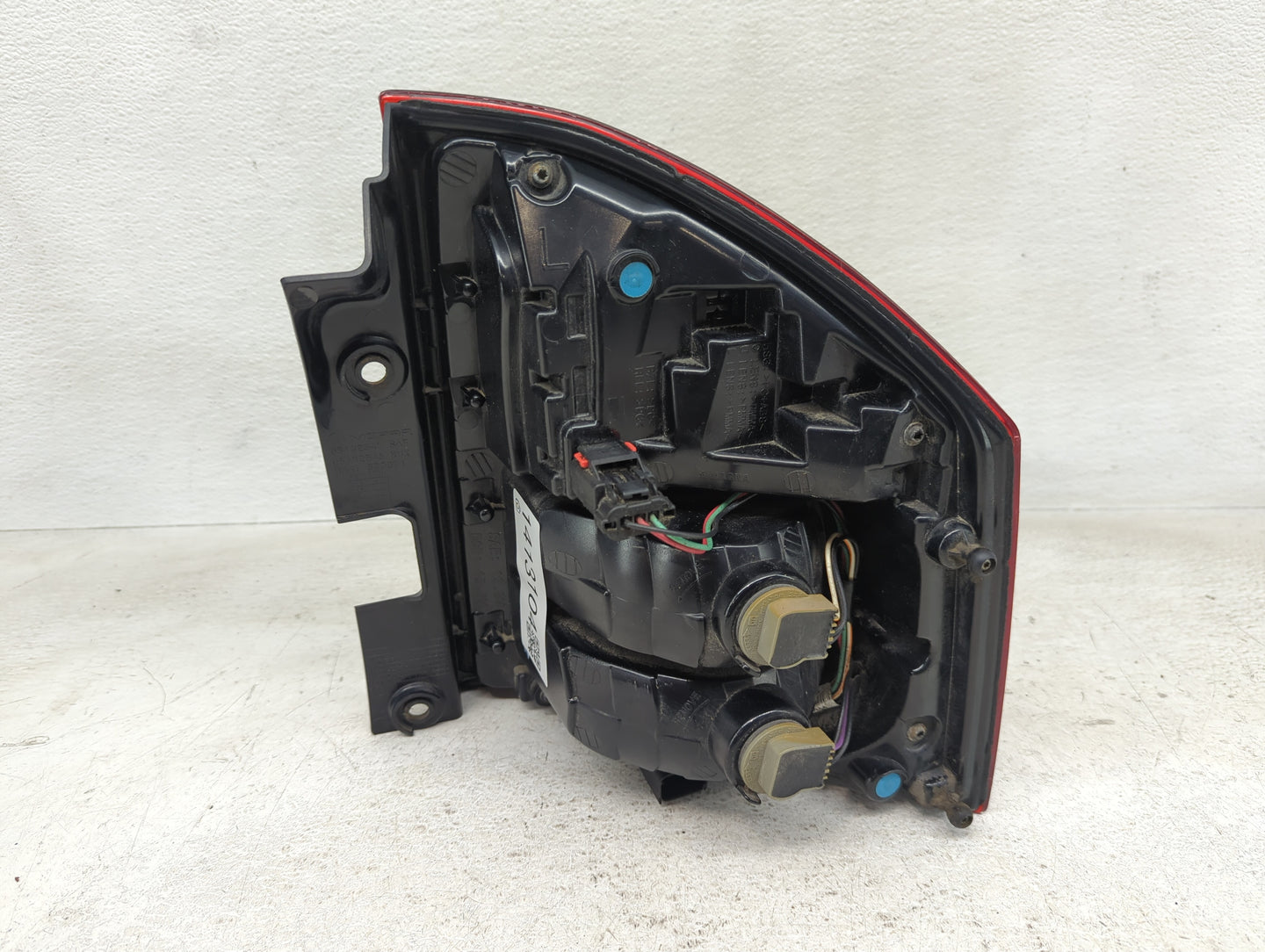 2011-2013 Jeep Compass Tail Light Assembly Driver Left OEM P/N:05182543 Fits Fits 2011 2012 2013 OEM Used Auto Parts - Oemus