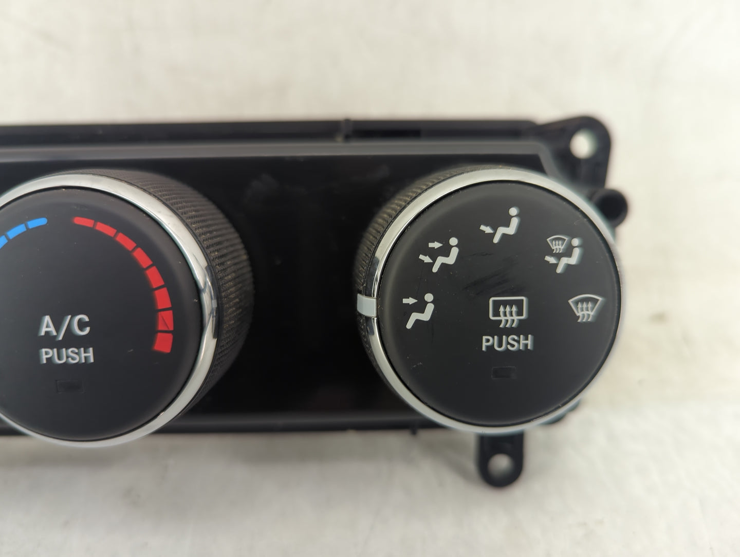 2013 Jeep Compass Climate Control Module Temperature AC/Heater Replacement P/N:P55111278AD Fits Fits 2011 2012 2014 2015 201