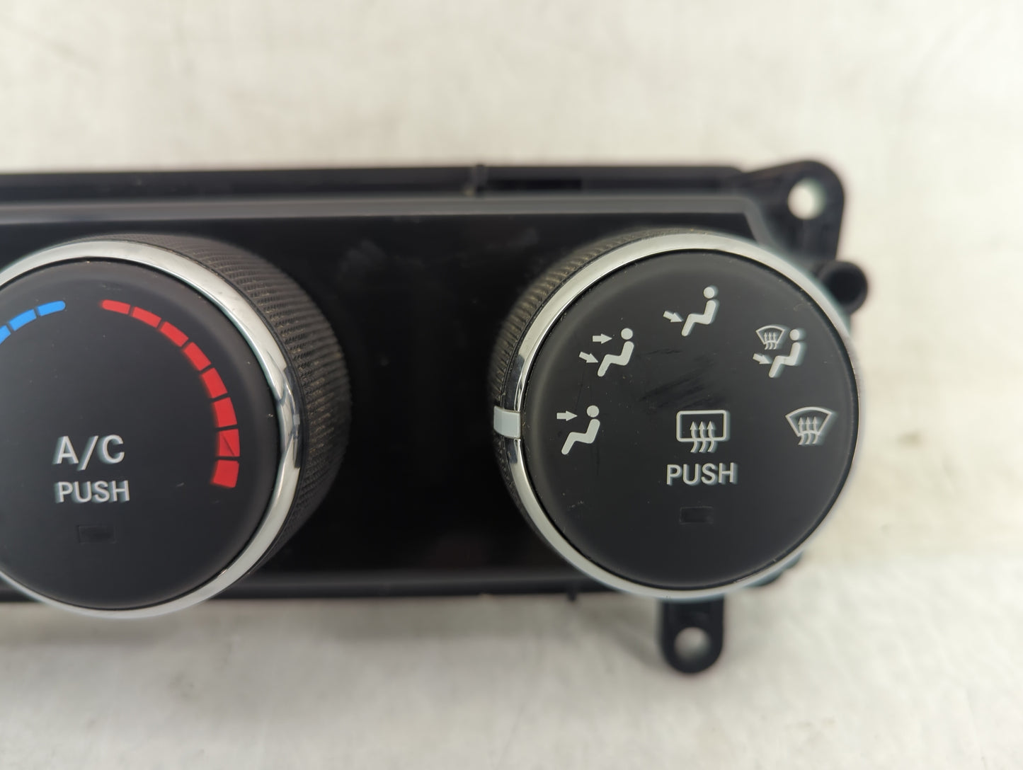 2013 Jeep Compass Climate Control Module Temperature AC/Heater Replacement P/N:P55111278AD Fits Fits 2011 2012 2014 2015 201