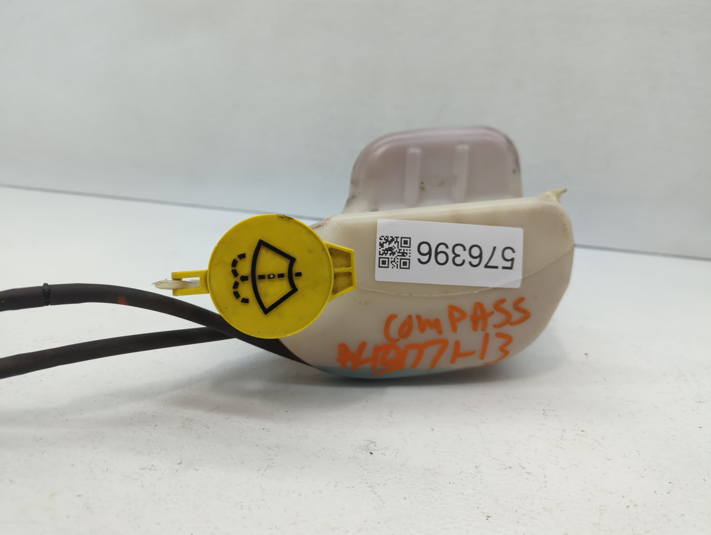 Jeep Compass Windshield Washer Fluid Reservoir Bottle Oem - Oemusedautoparts1.com