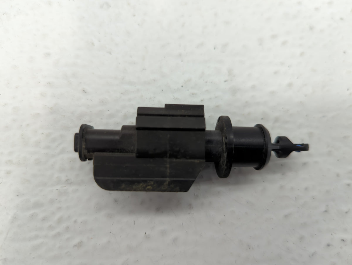 2013 Jeep Compass Mass Air Flow Meter Maf Sensor - Oemusedautoparts1.com